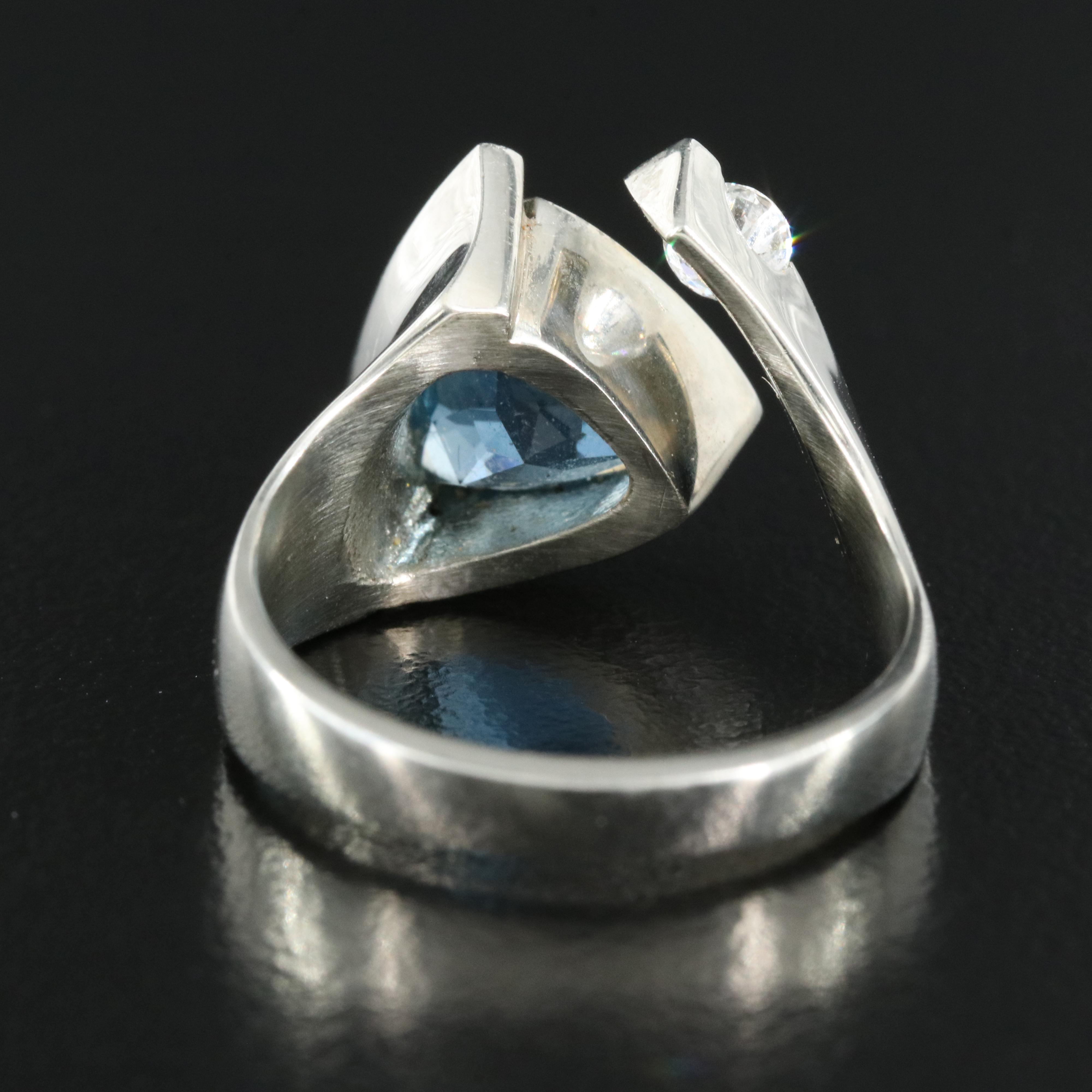 18K Aquamarine and Diamond Open Top Ring