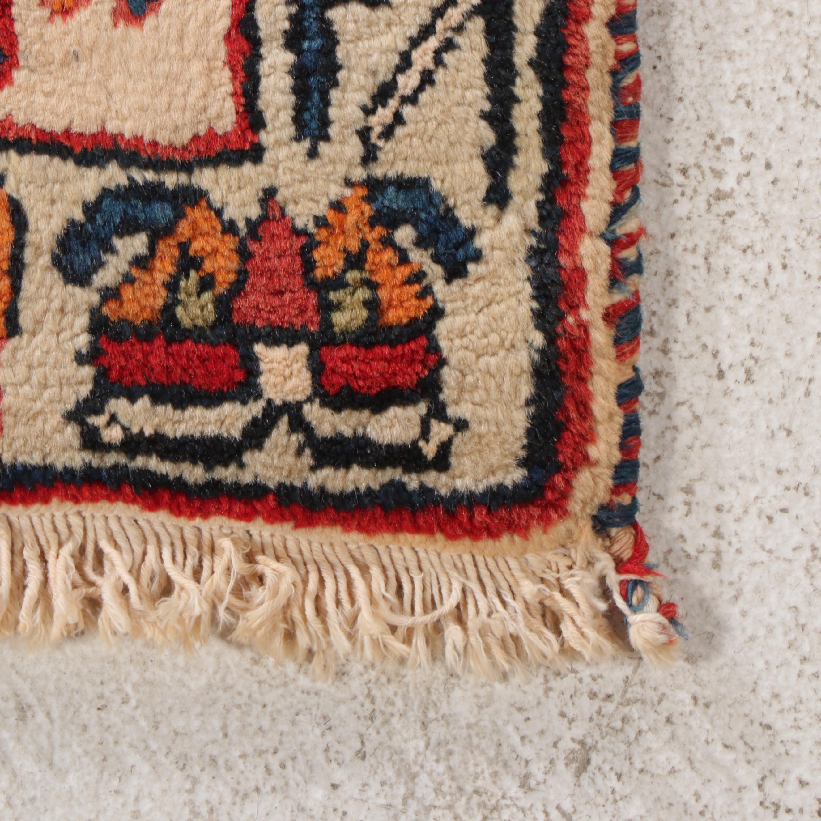 3'11 x 5'9 Hand-Knotted Persian Sirjan Area Rug