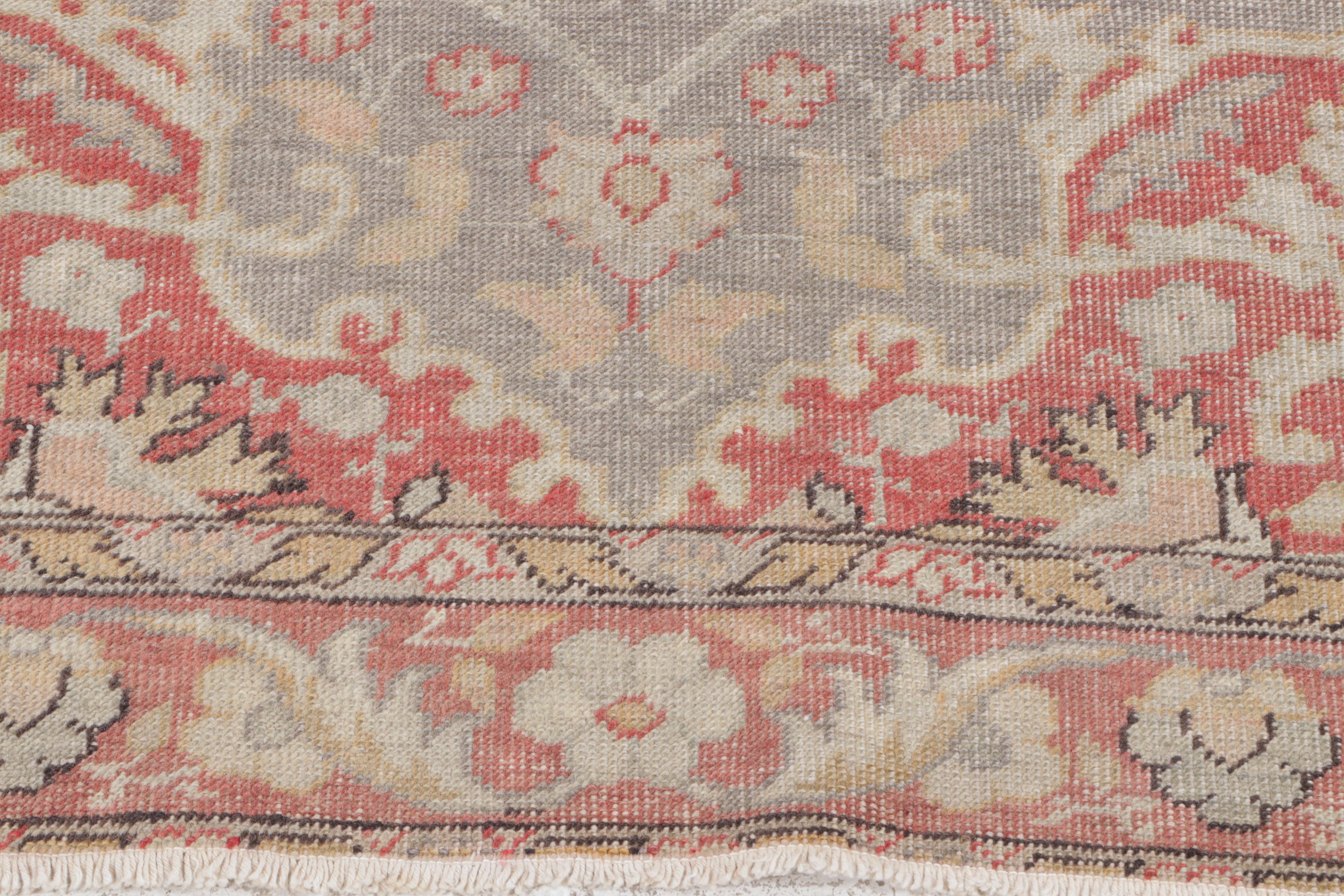 4'1 x 6' Hand-Knotted Turkish Hereke Area Rug