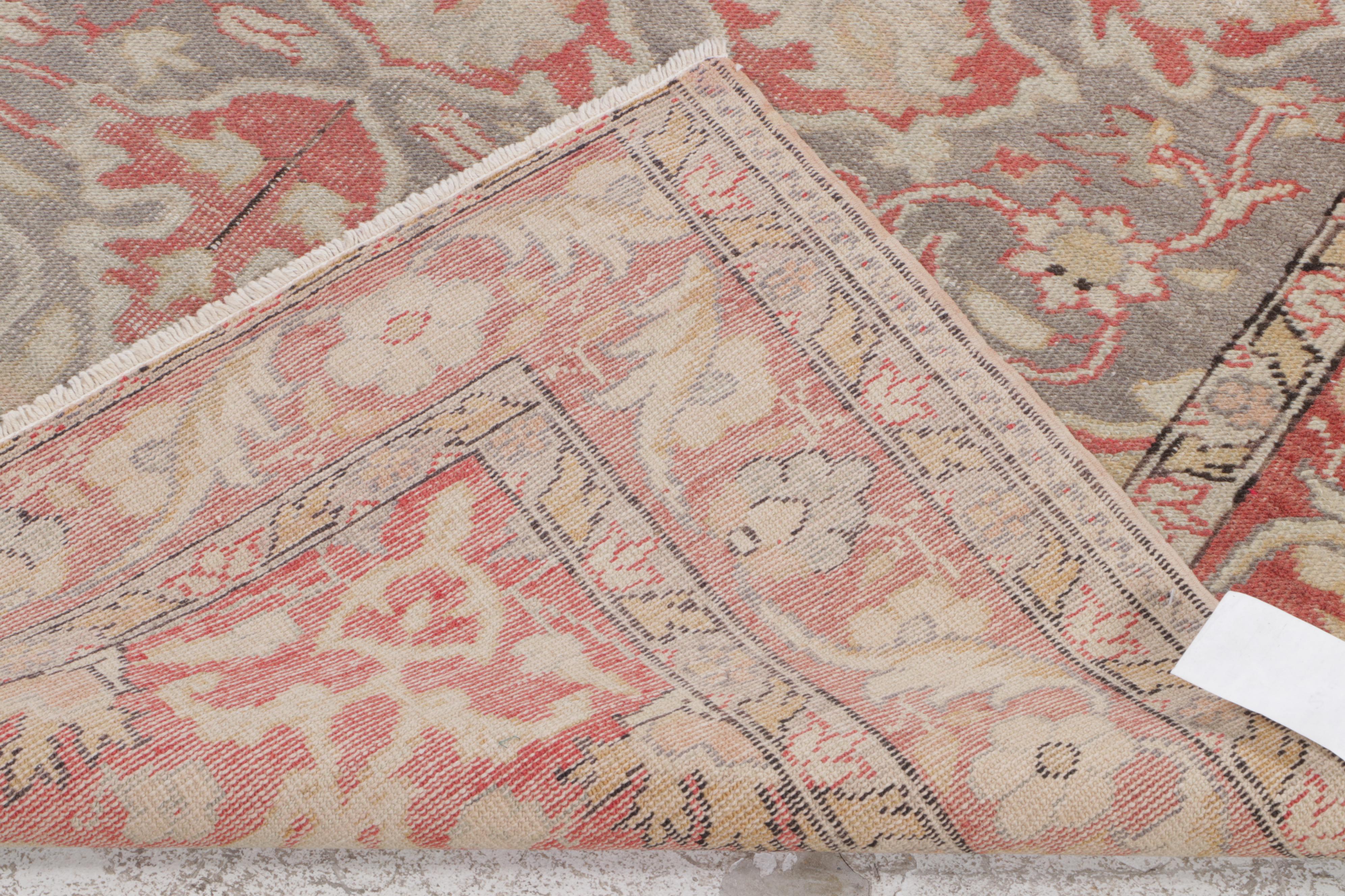 4'1 x 6' Hand-Knotted Turkish Hereke Area Rug