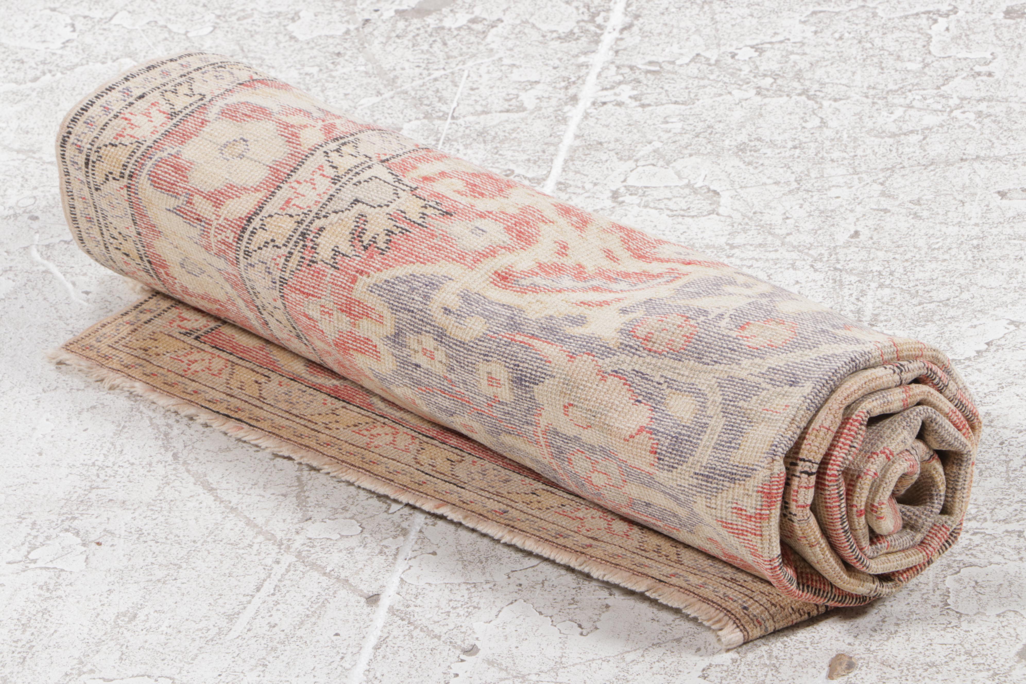 4'1 x 6' Hand-Knotted Turkish Hereke Area Rug