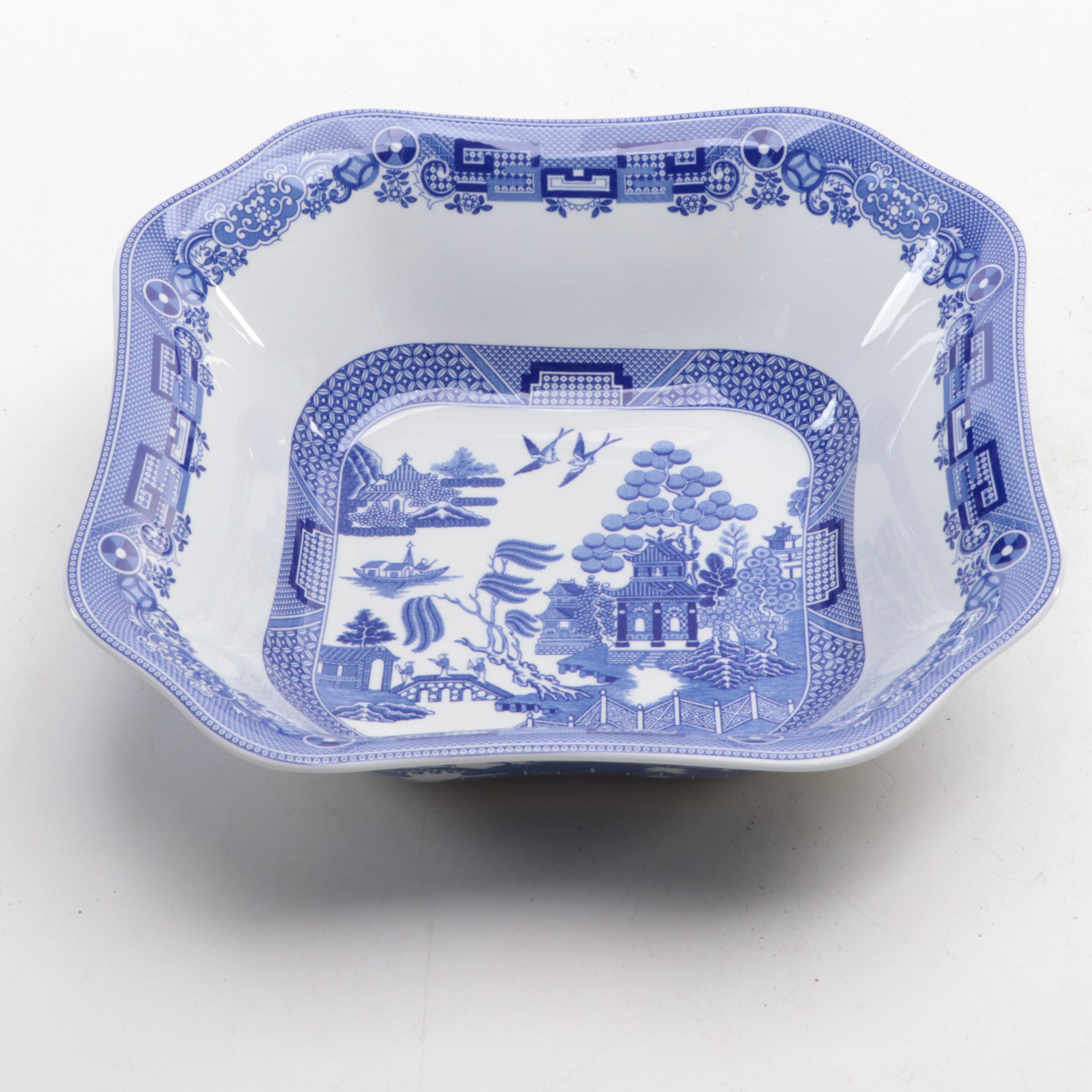 Spode for Williams-Sonoma "Blue Willow" Ceramic Dinnerware