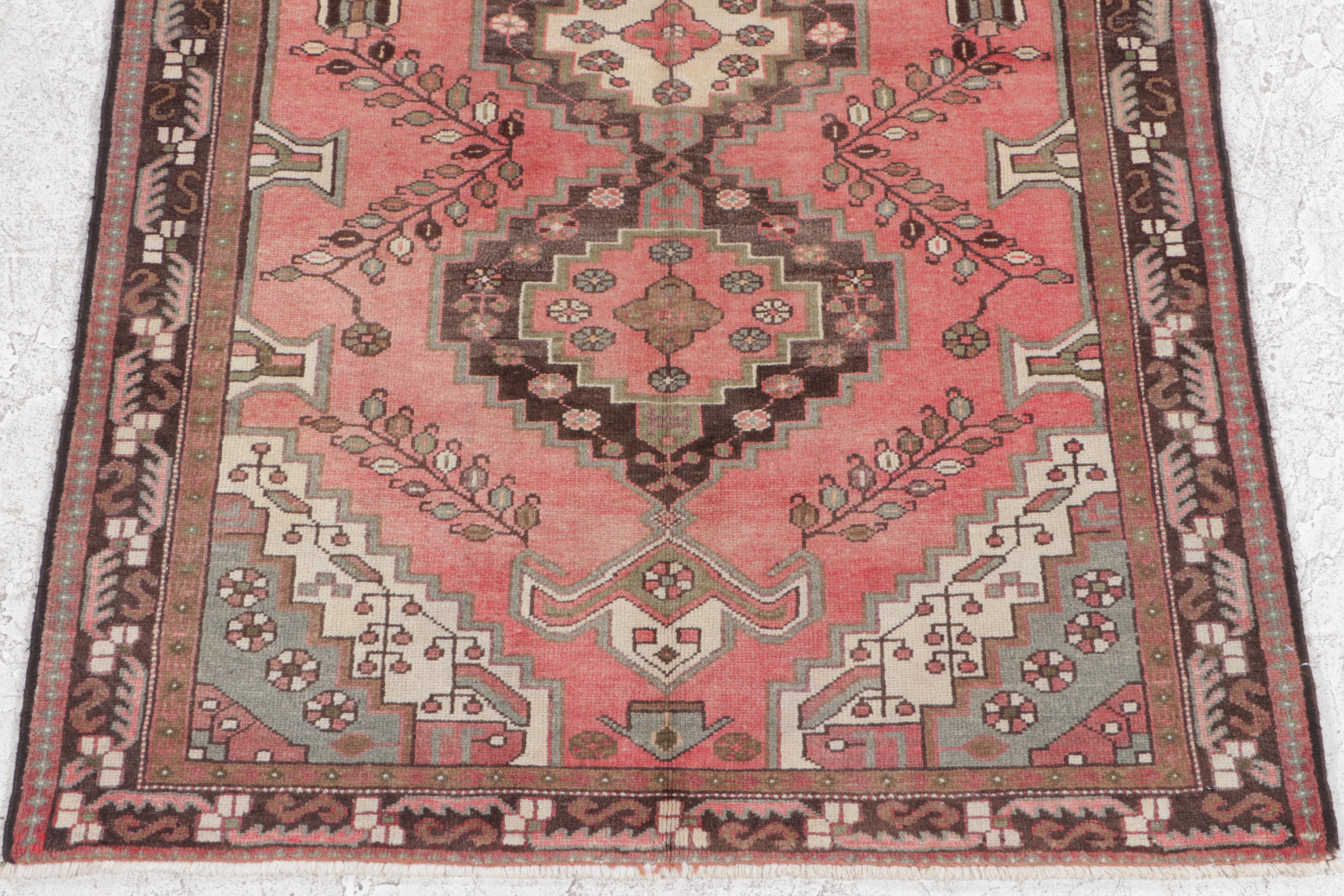4'4 x 6'7 Hand-Knotted Persian Hamadan Area Rug