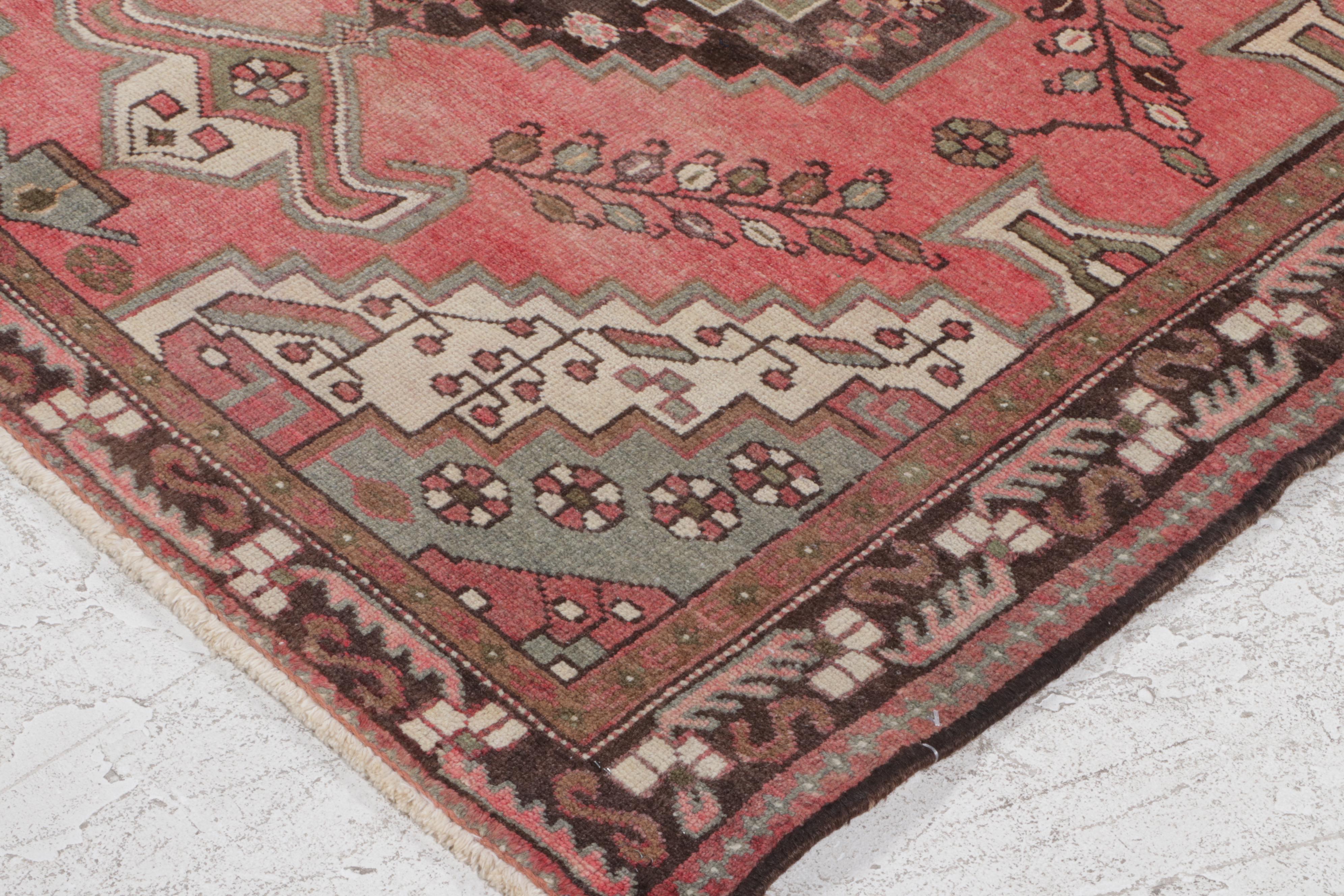 4'4 x 6'7 Hand-Knotted Persian Hamadan Area Rug