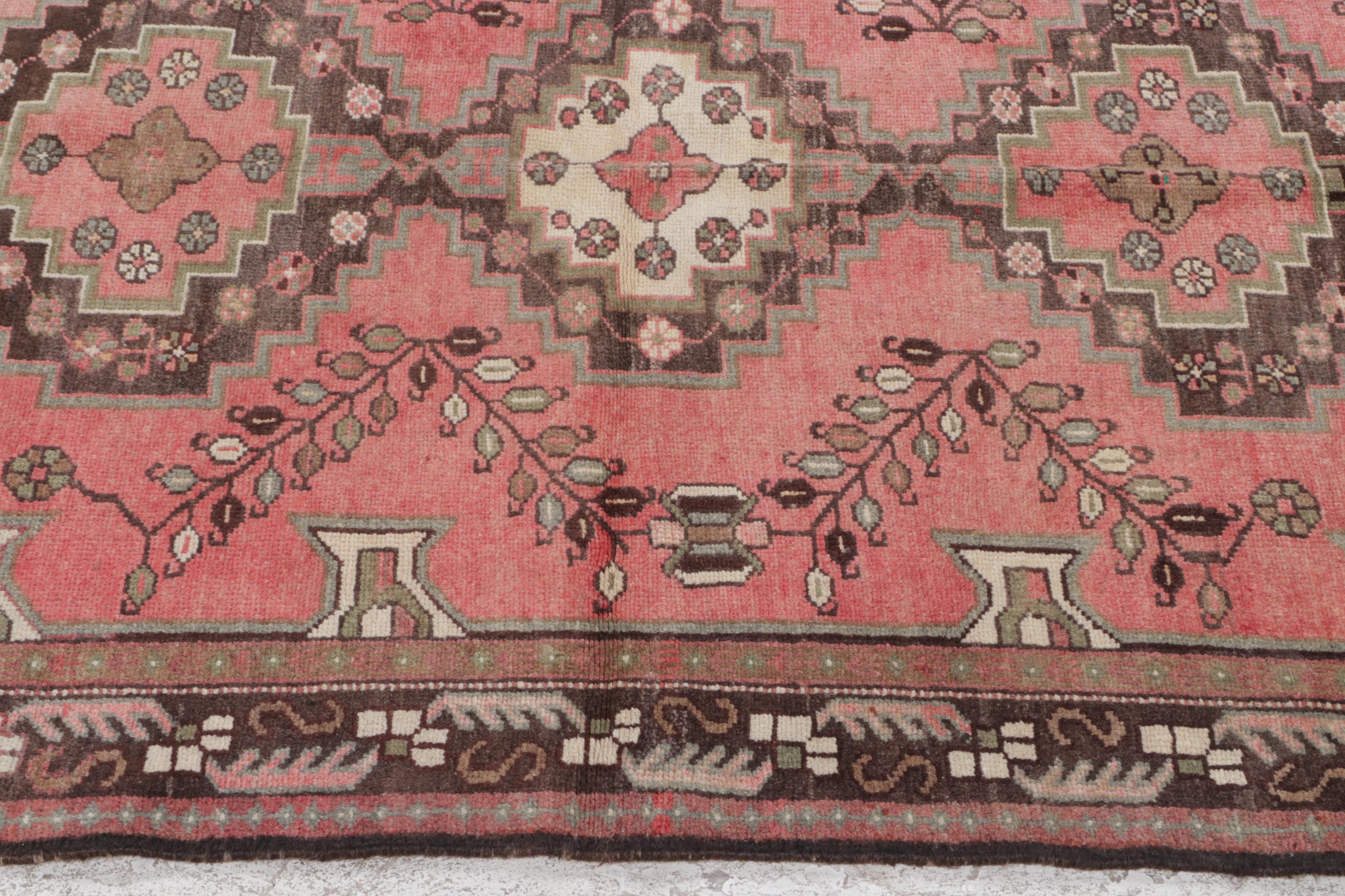4'4 x 6'7 Hand-Knotted Persian Hamadan Area Rug