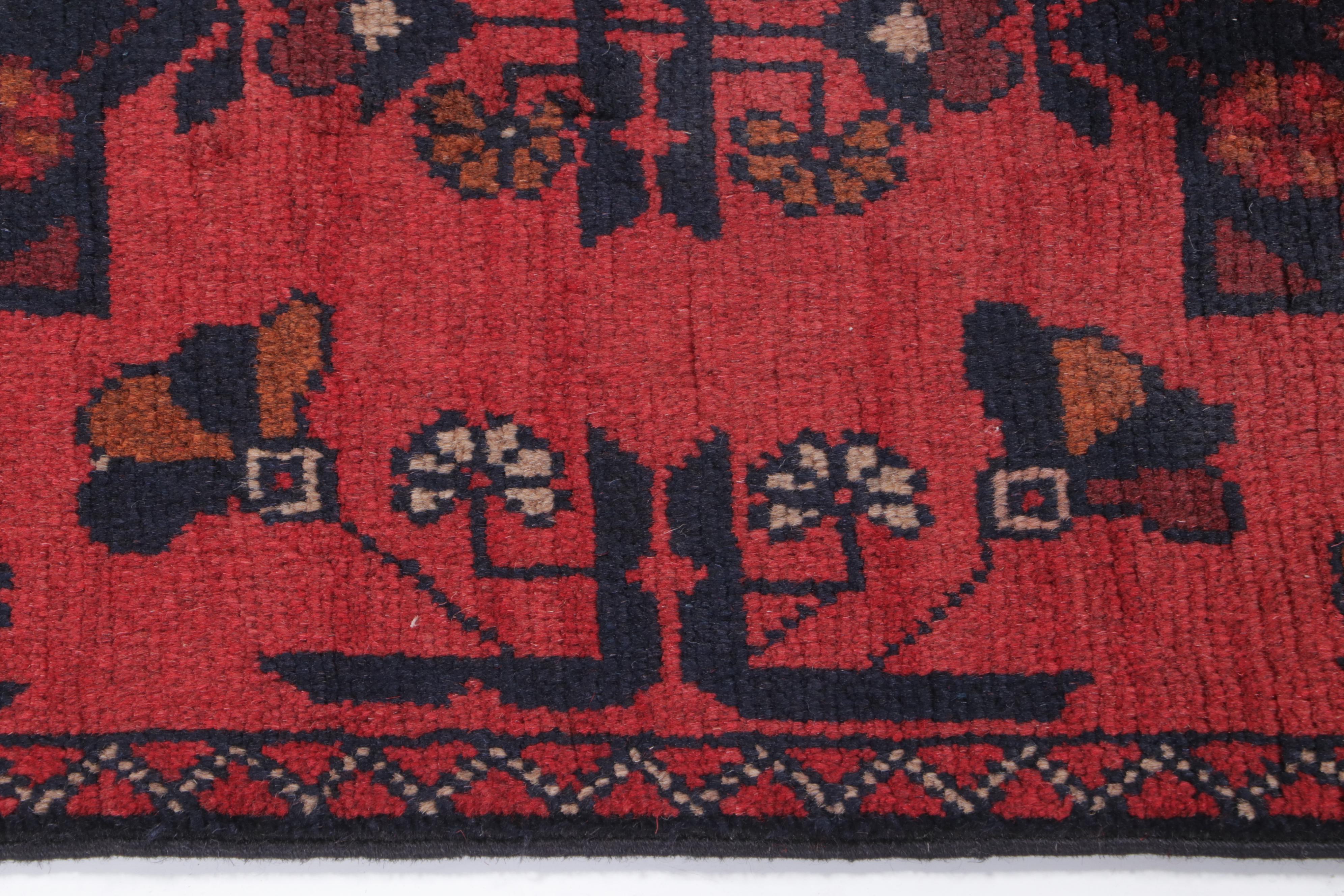 1'9 x 5'4 Hand-Knotted Afghan Kunduz Accent Rug