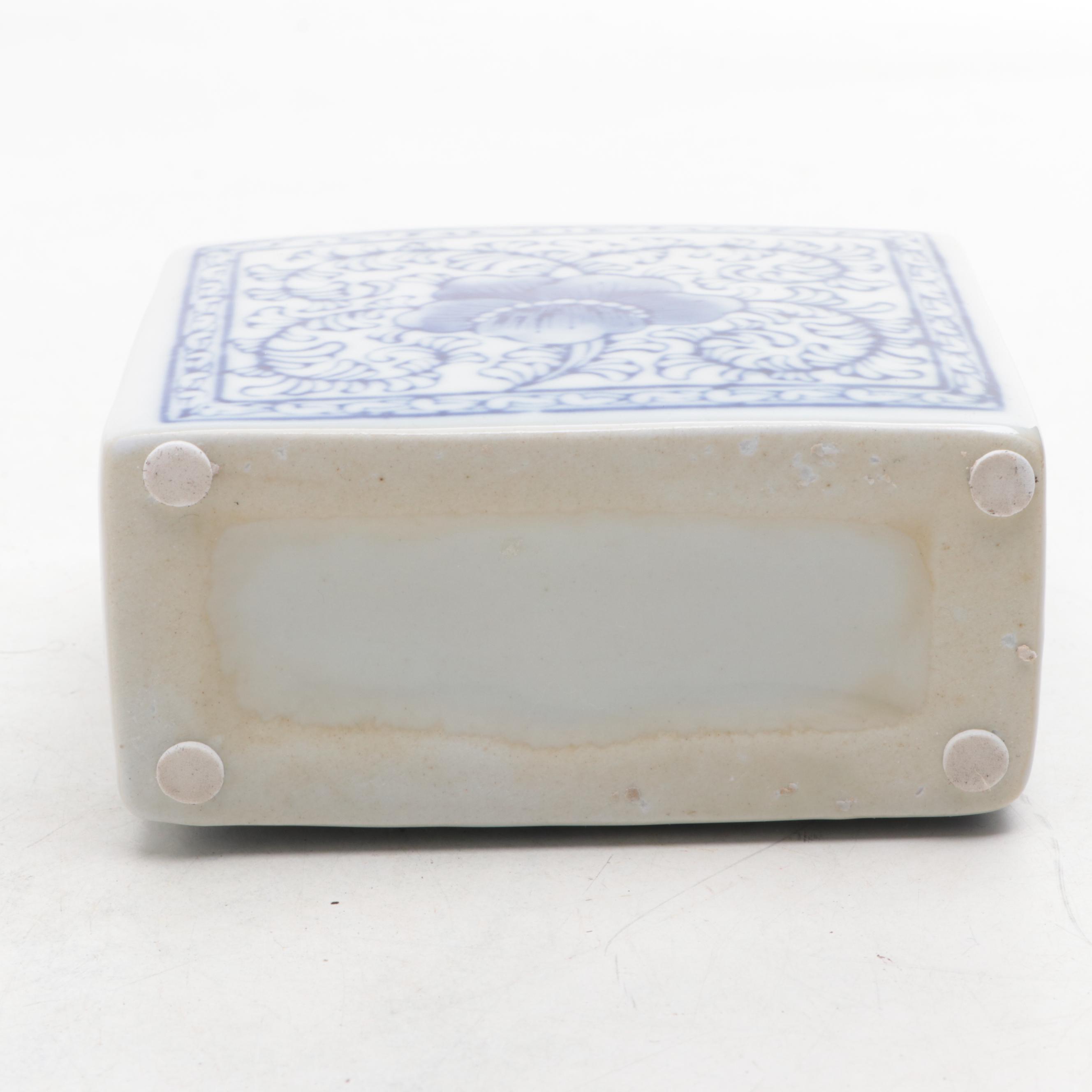 Mottahedeh "Blue Canton" Trinket Box with Other Chinese Porcelain Canisters
