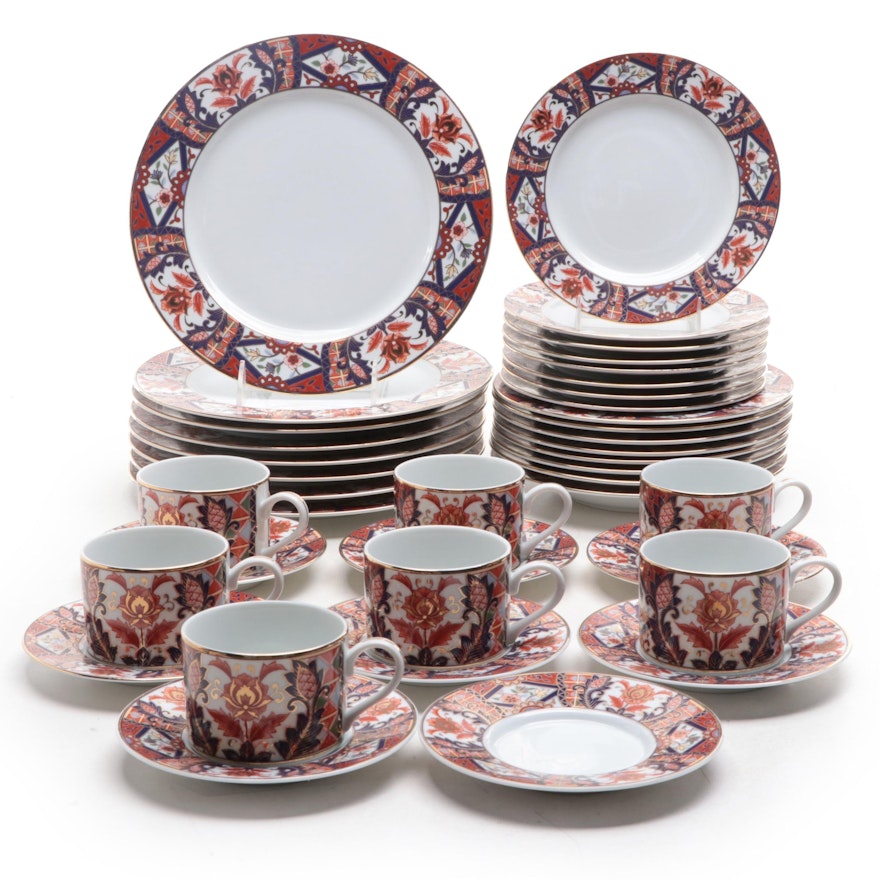 Gourmet "Imari" Bone China Dinnerware, Mid to Late 20th Century