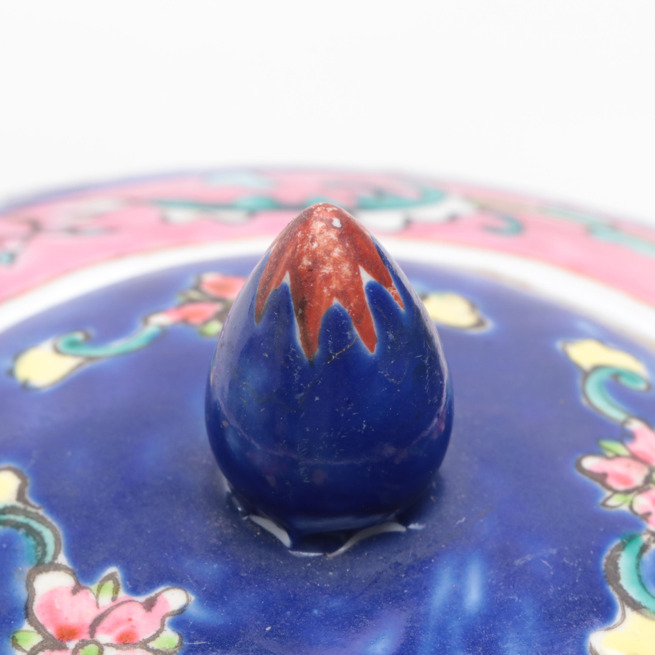 Pair of Chinese Enamel-Decorated Porcelain Covered Jars