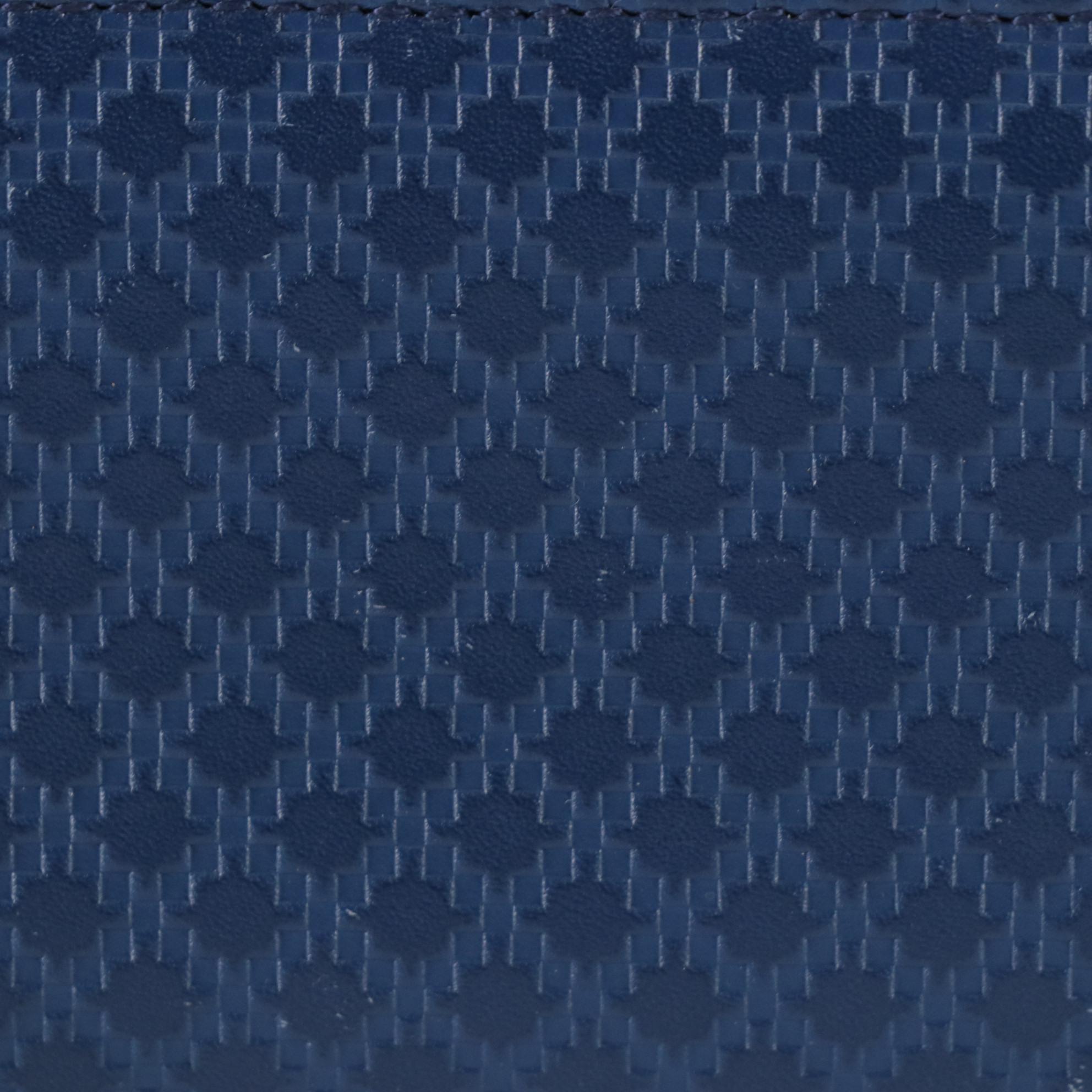 Gucci Zip-Around Compact Wallet in Diamante Embossed Leather