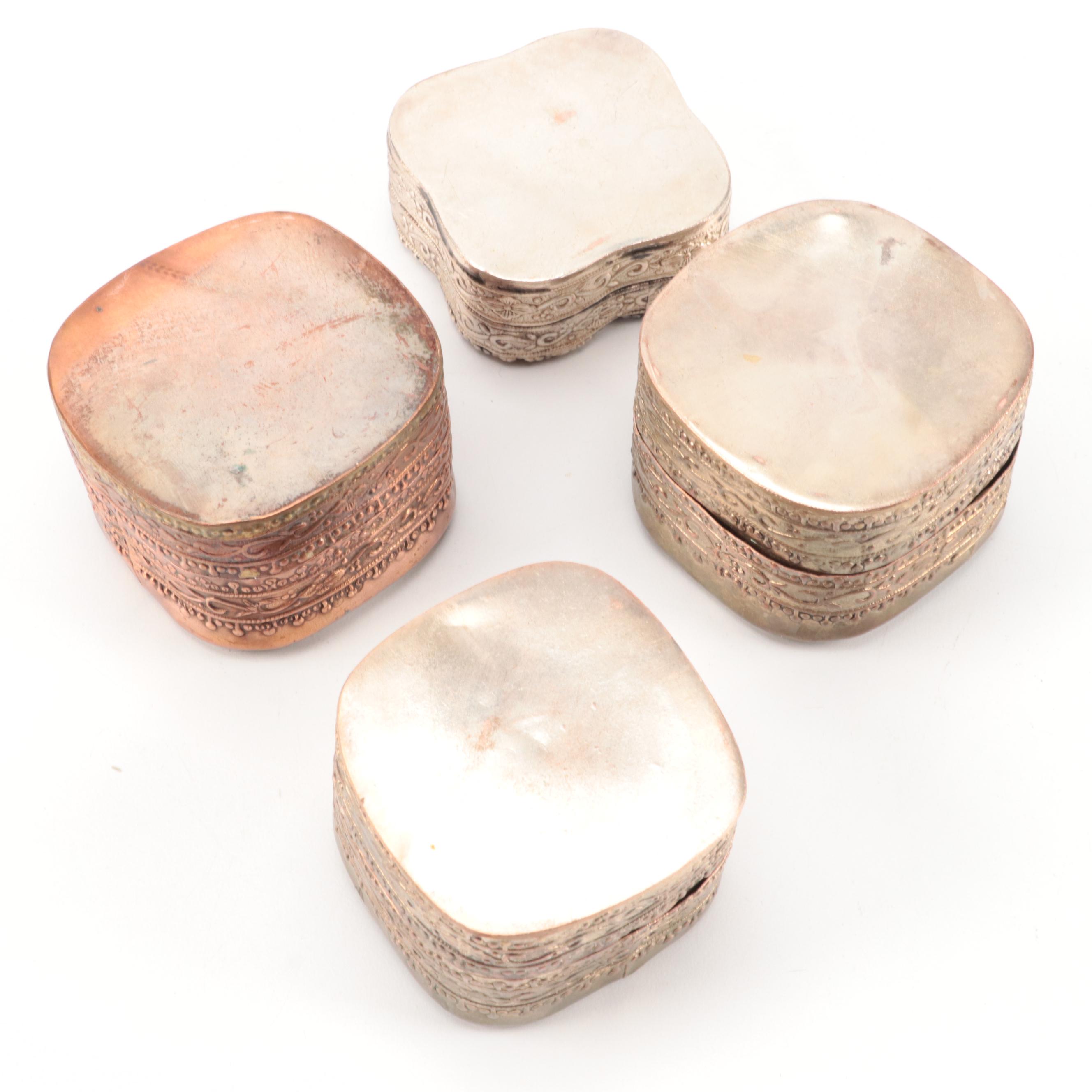 Chinese Quing Dynasty Style Plate with Porcelain Shard Boxes