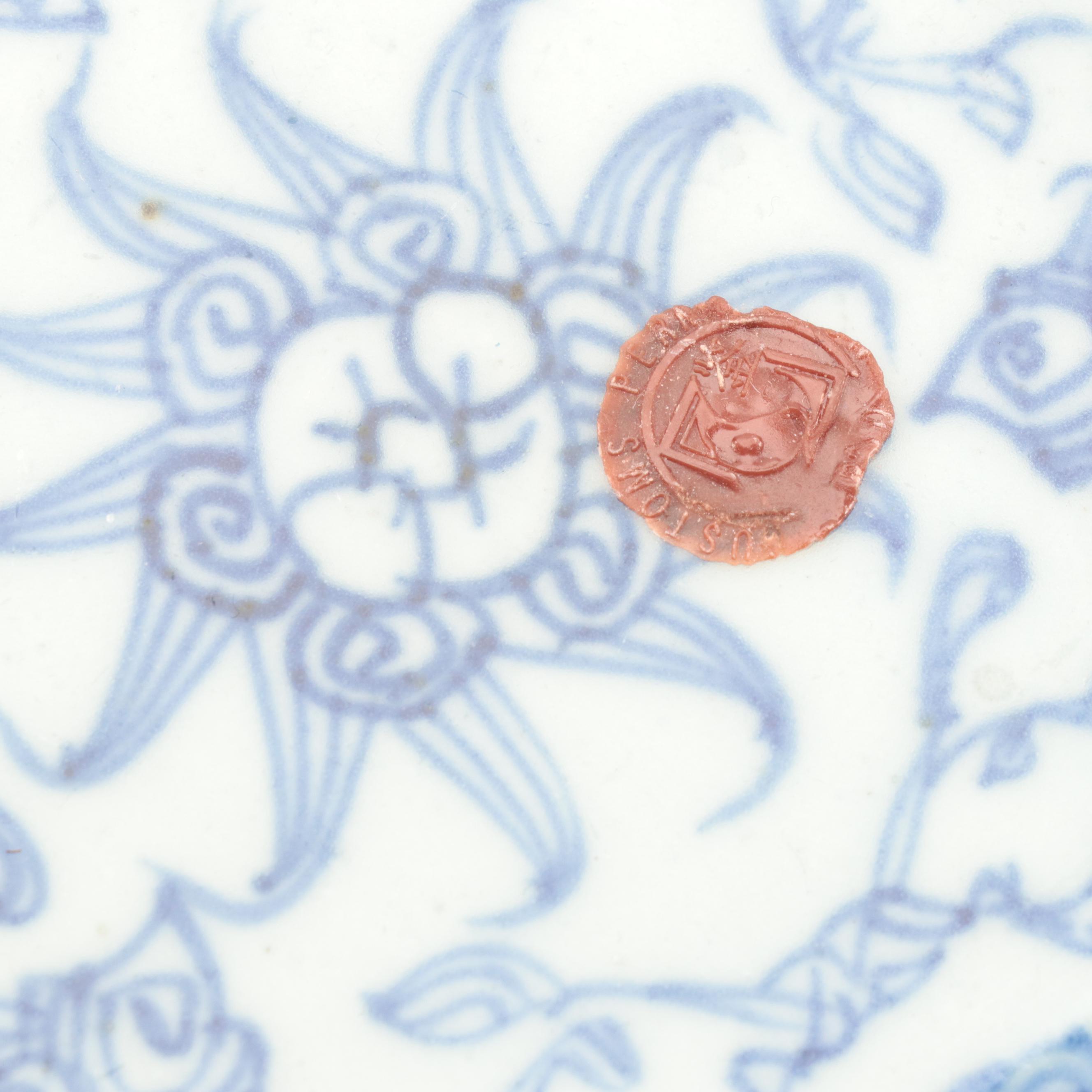 Chinese Quing Dynasty Style Plate with Porcelain Shard Boxes