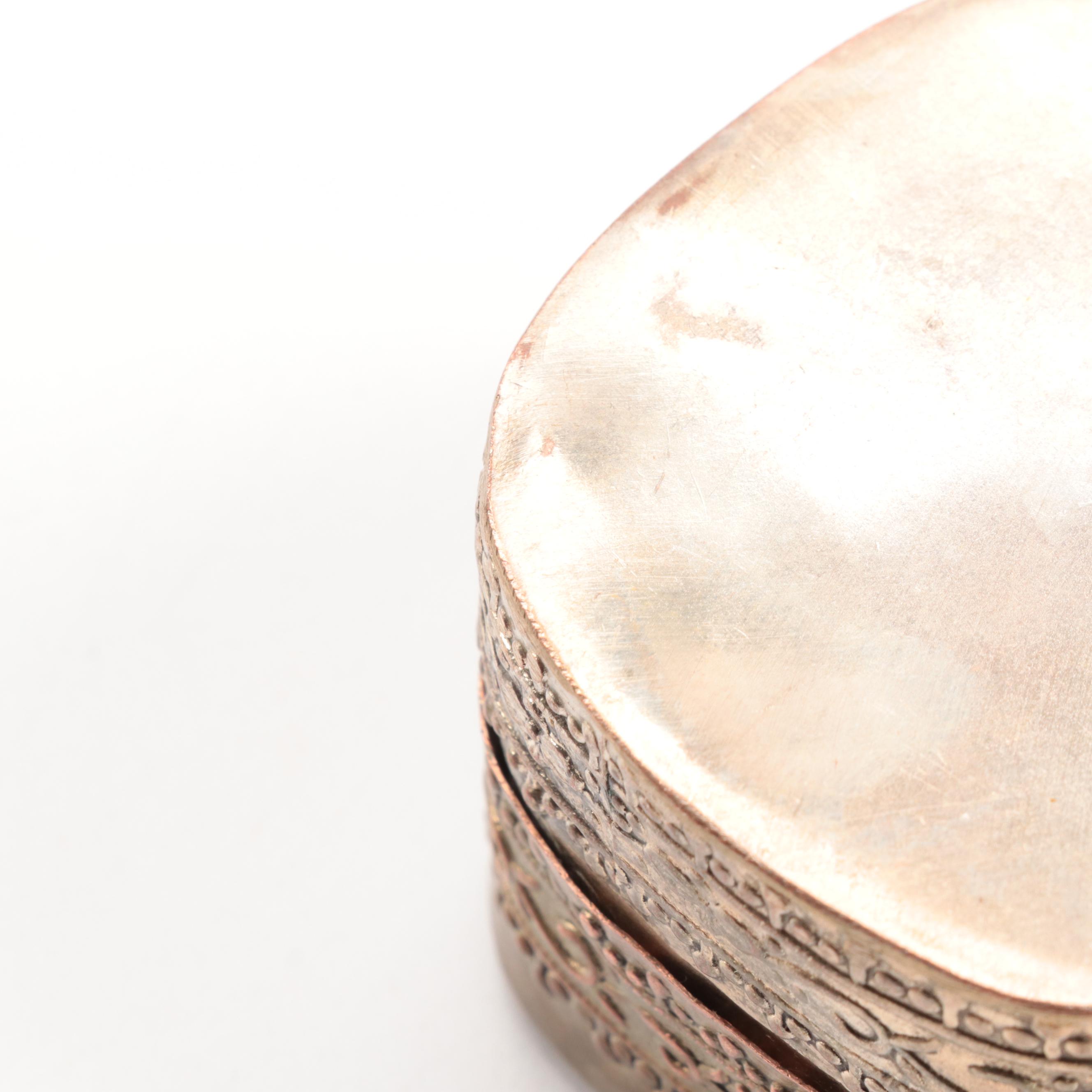 Chinese Quing Dynasty Style Plate with Porcelain Shard Boxes