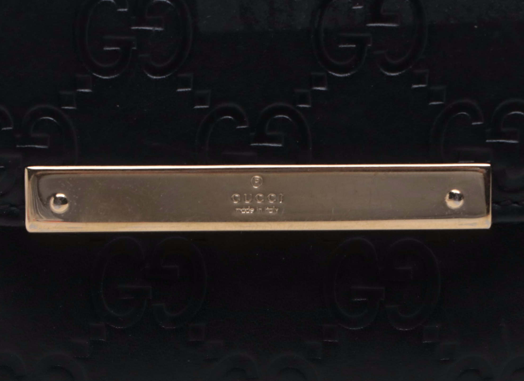 Gucci French Flap Wallet in Guccissima Leather