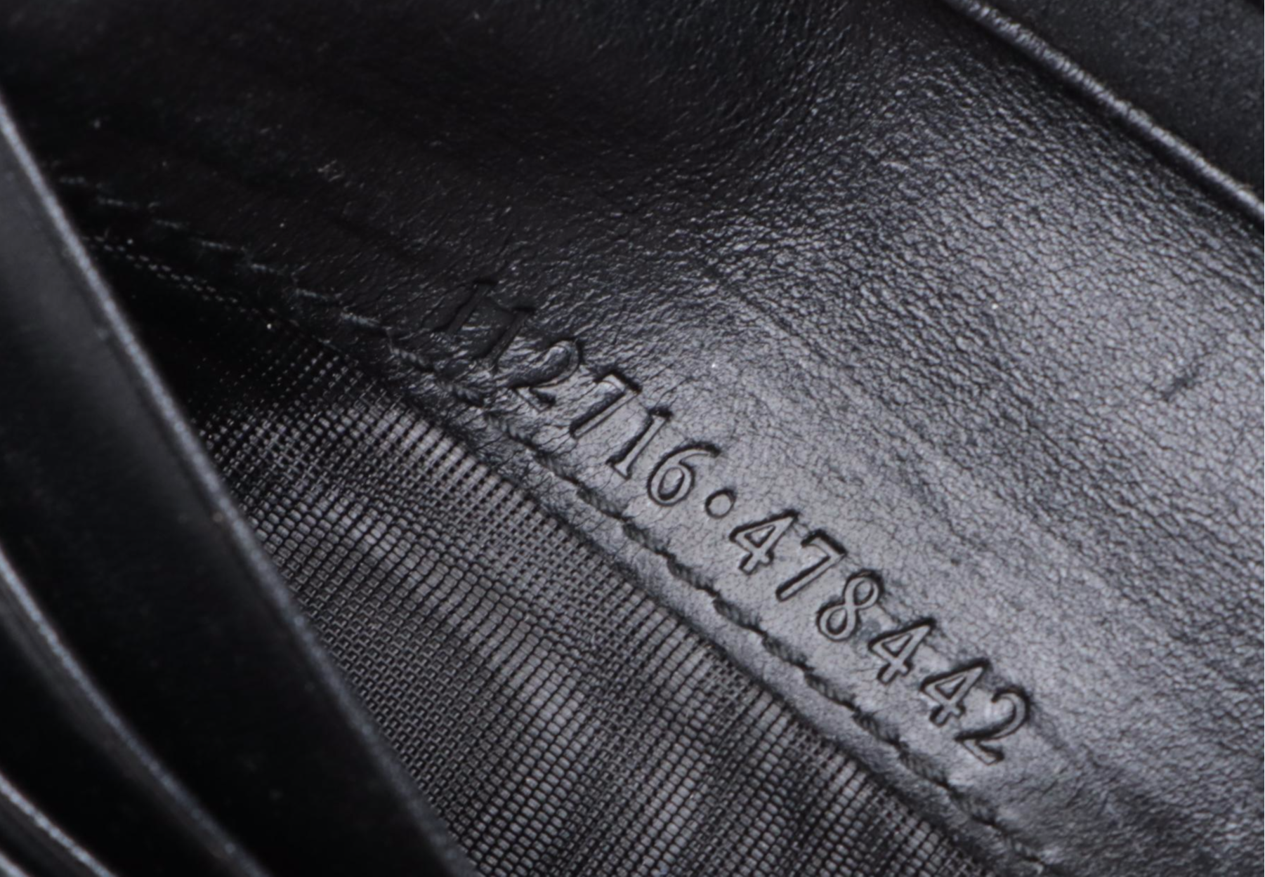 Gucci French Flap Wallet in Guccissima Leather