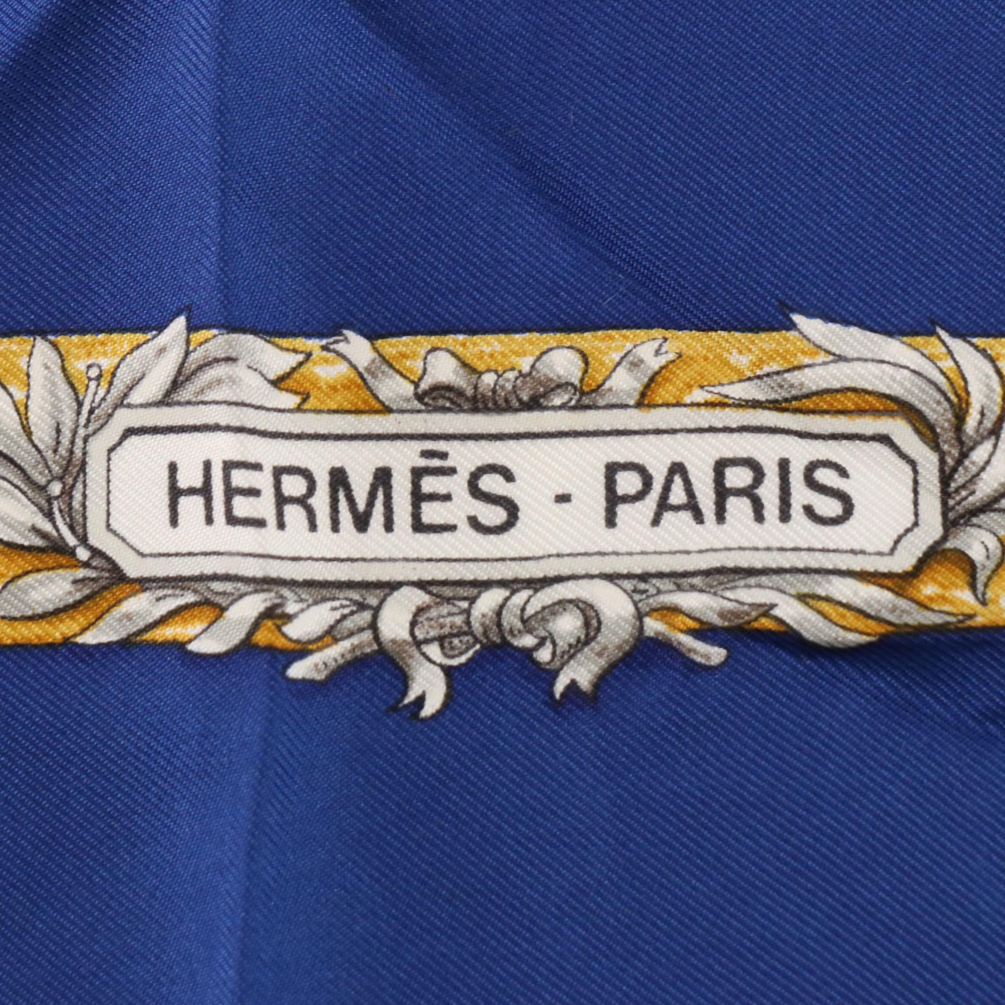Hermès "Le Laisser Courre"  Scarf 90 in Silk Twill