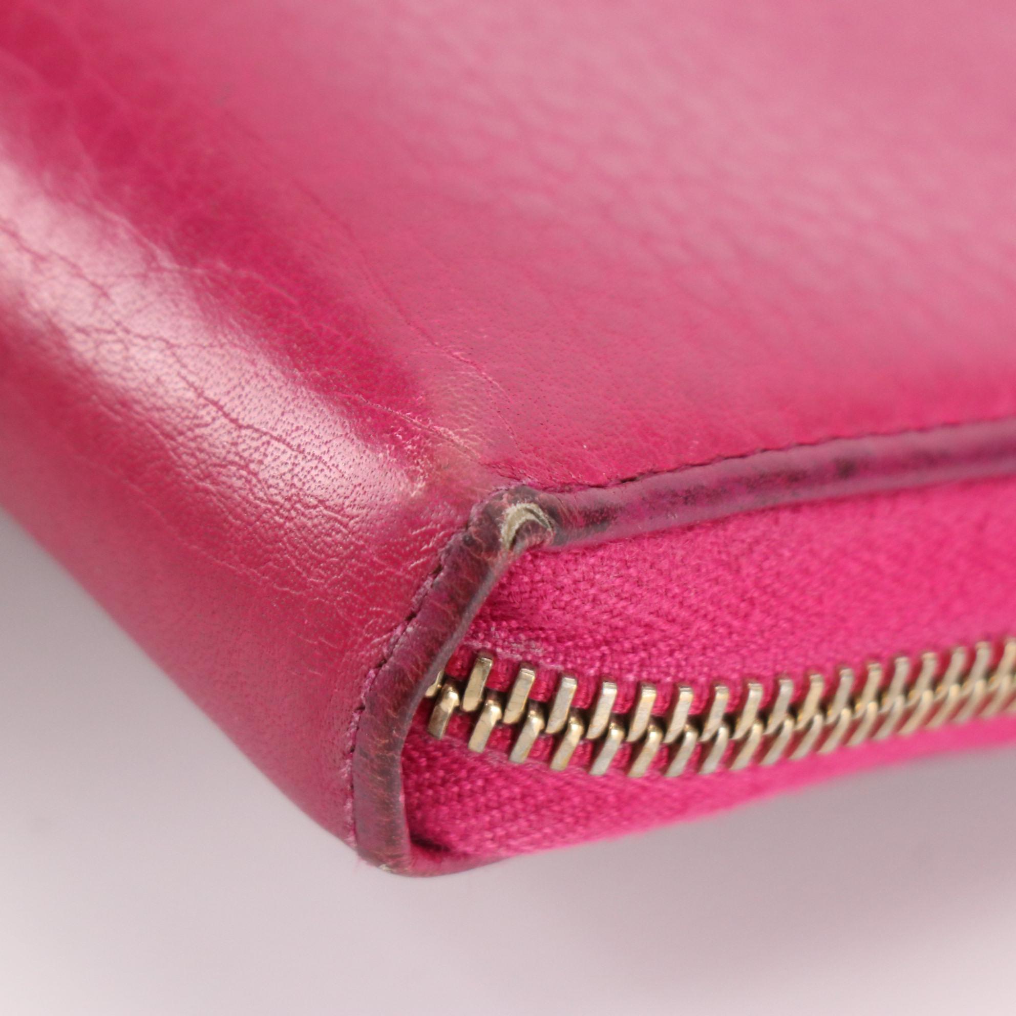 Gucci Soho Zip-Around Wallet in Grain Leather