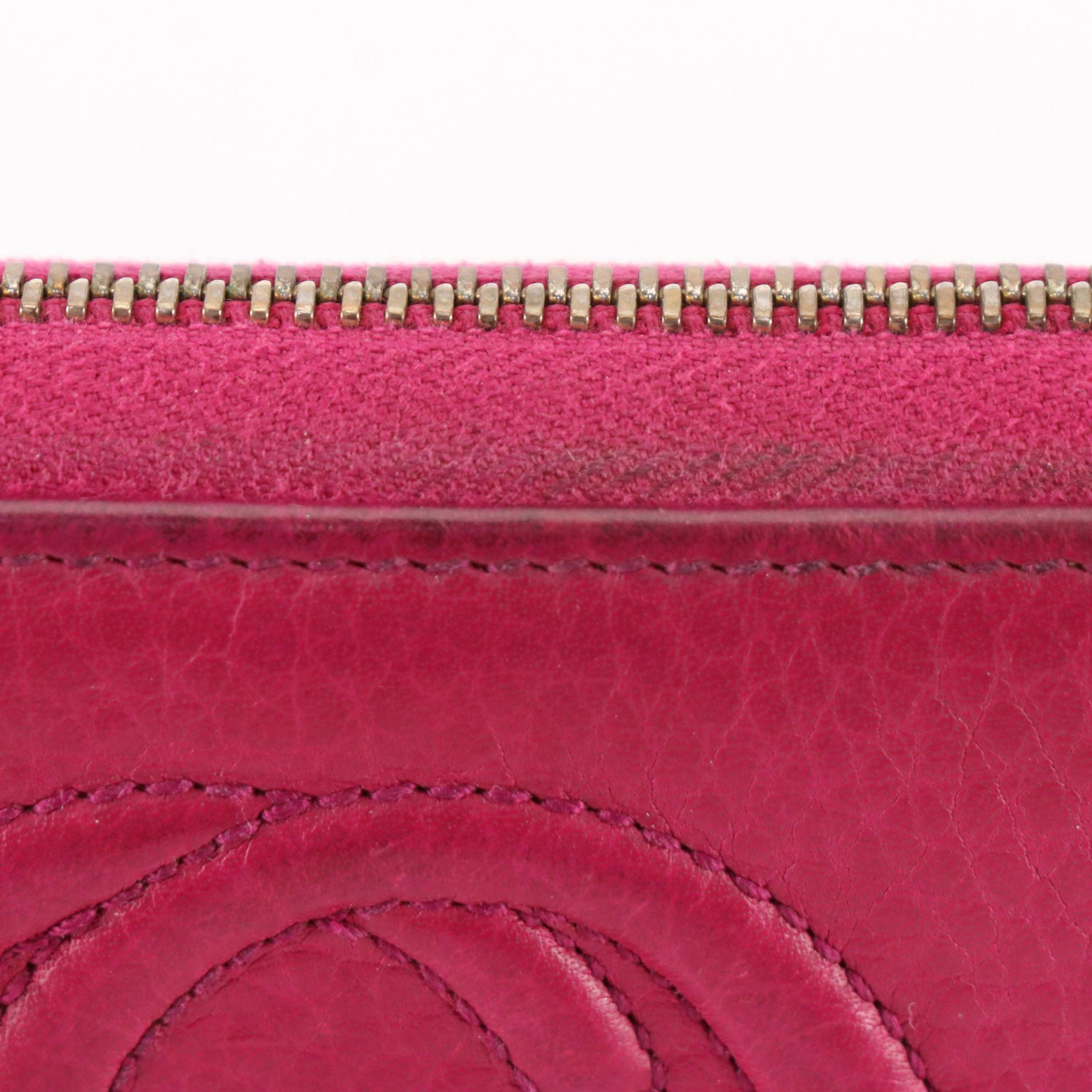 Gucci Soho Zip-Around Wallet in Grain Leather