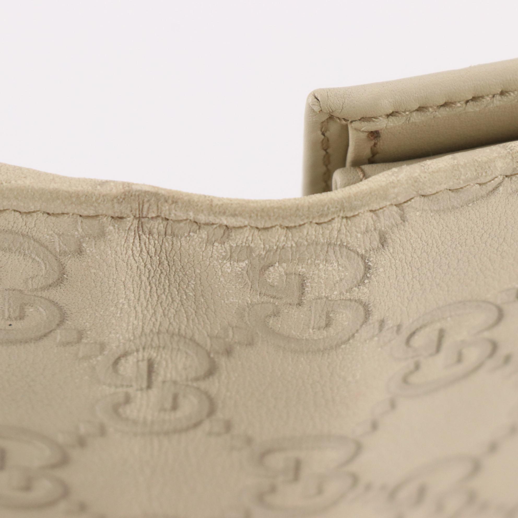 Gucci Heart Continental Wallet in Guccissima Leather