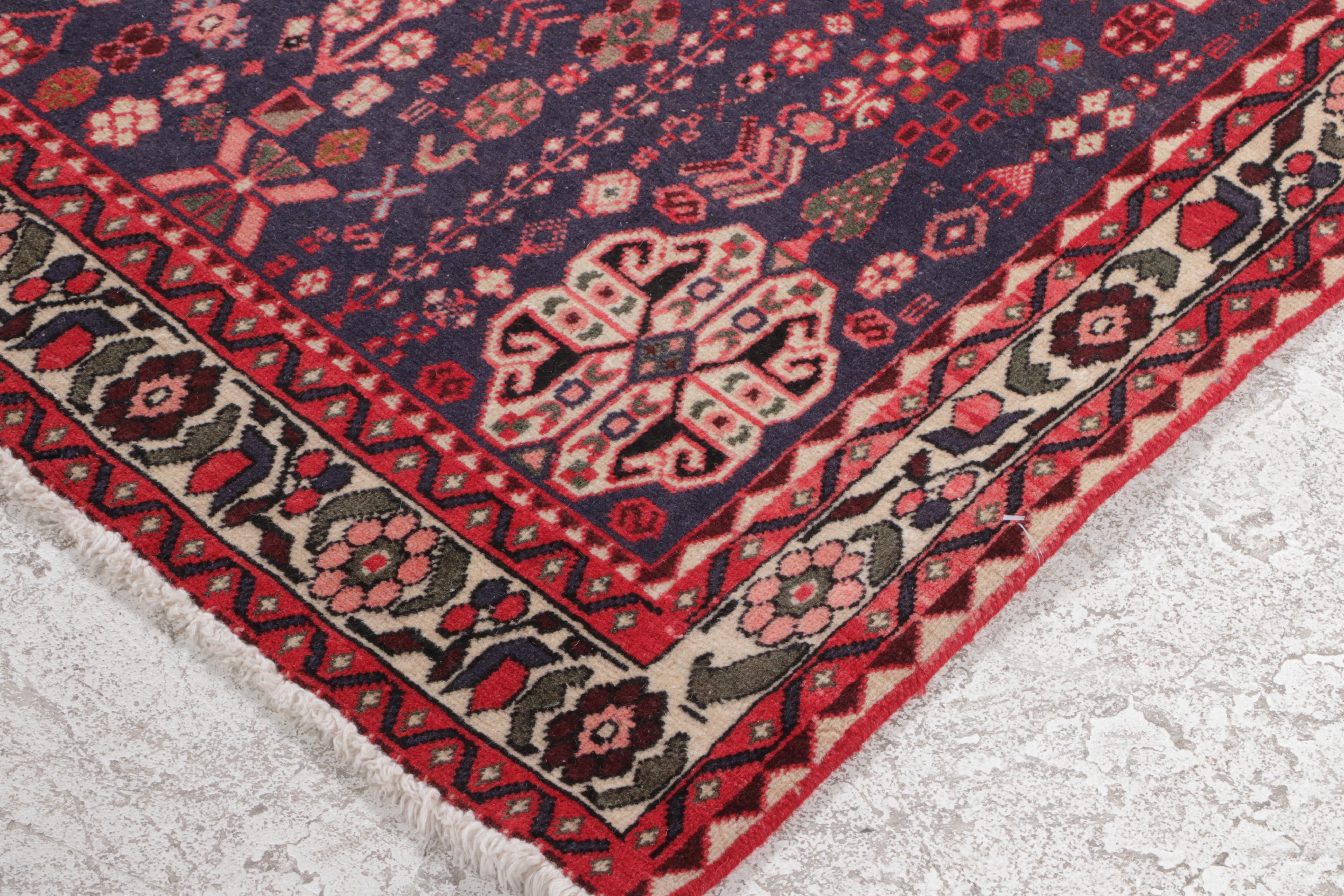 5'2 x 6'7 Hand-Knotted Persian Abadeh Area Rug