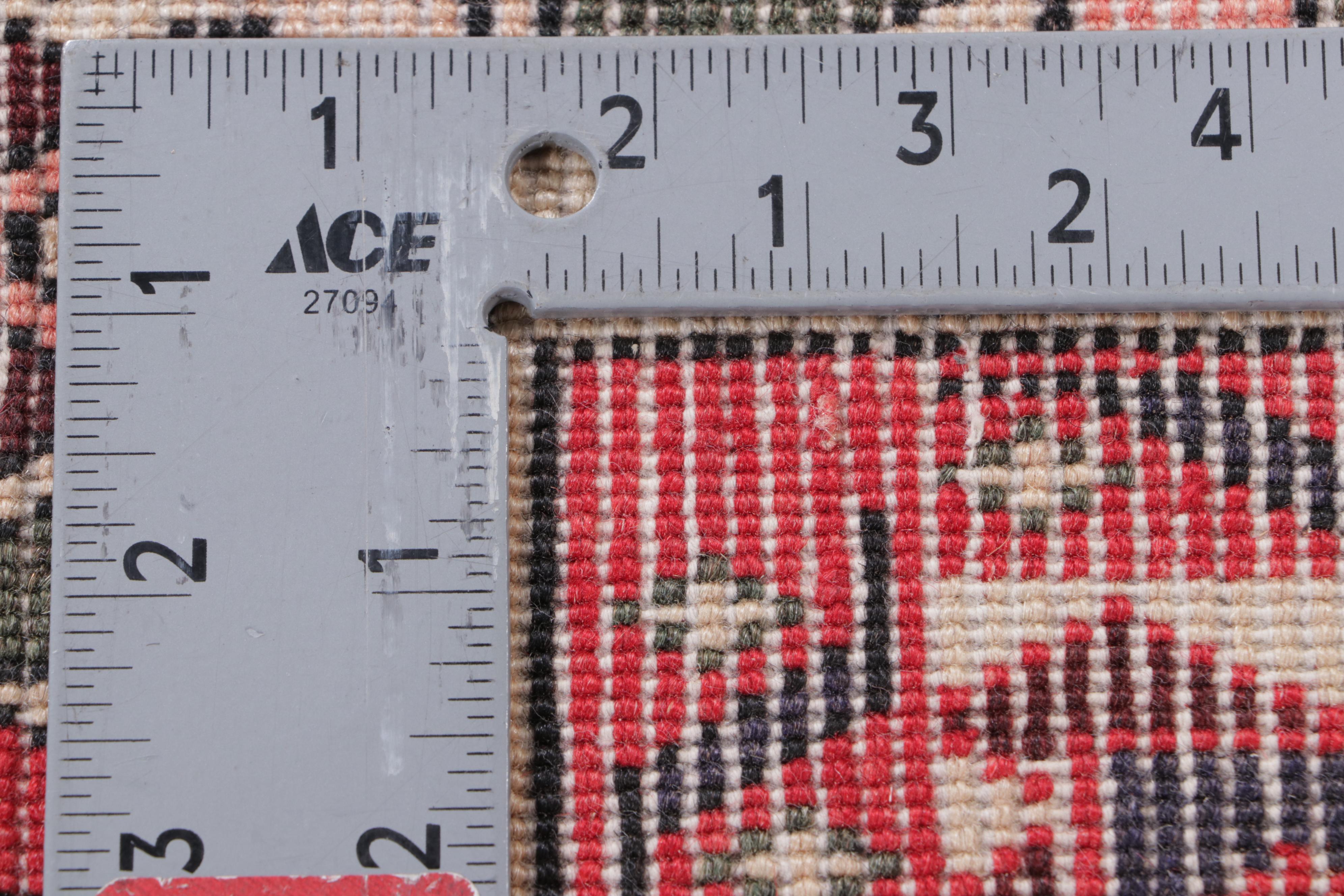 5'2 x 6'7 Hand-Knotted Persian Abadeh Area Rug