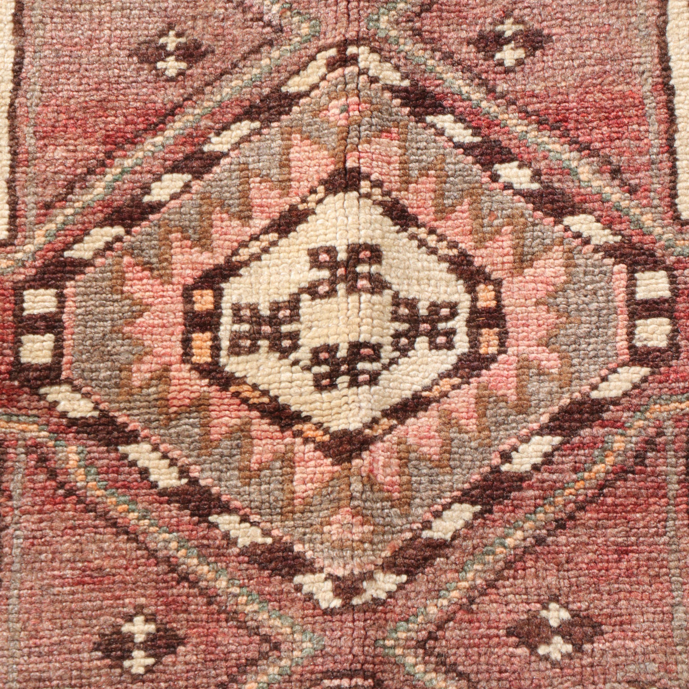 3'7 x 4'2 Hand-Knotted Persian Hamadan Accent Rug