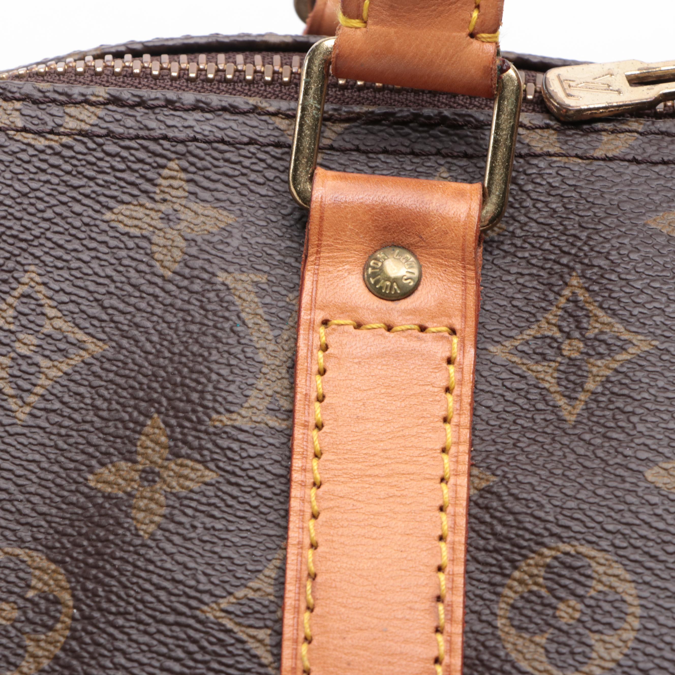 Louis Vuitton Keepall 55 Bandoulière Duffle Bag in Monogram Canvas and Leather
