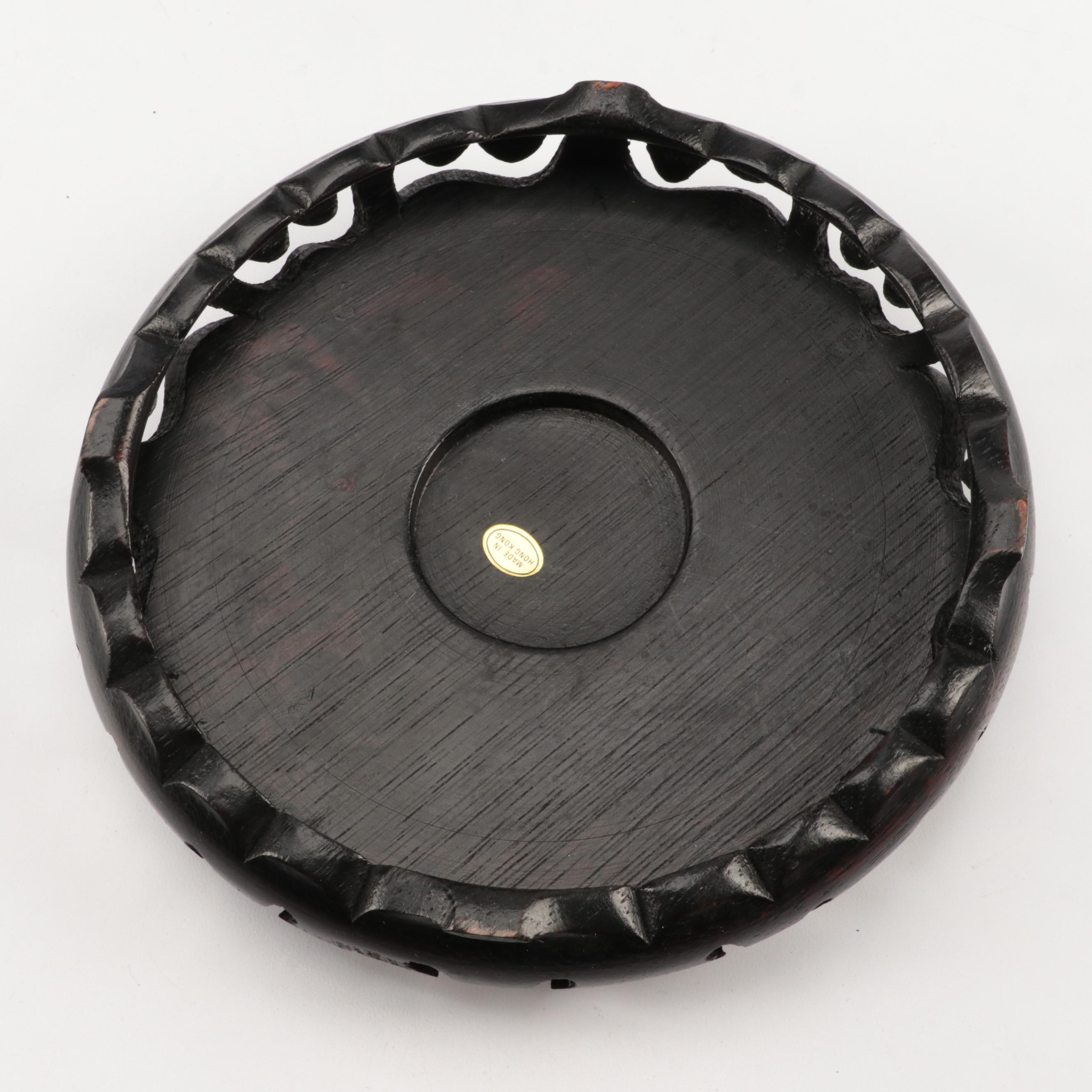 Chinese Blue and White Porcelain Ginger Jar with Stand