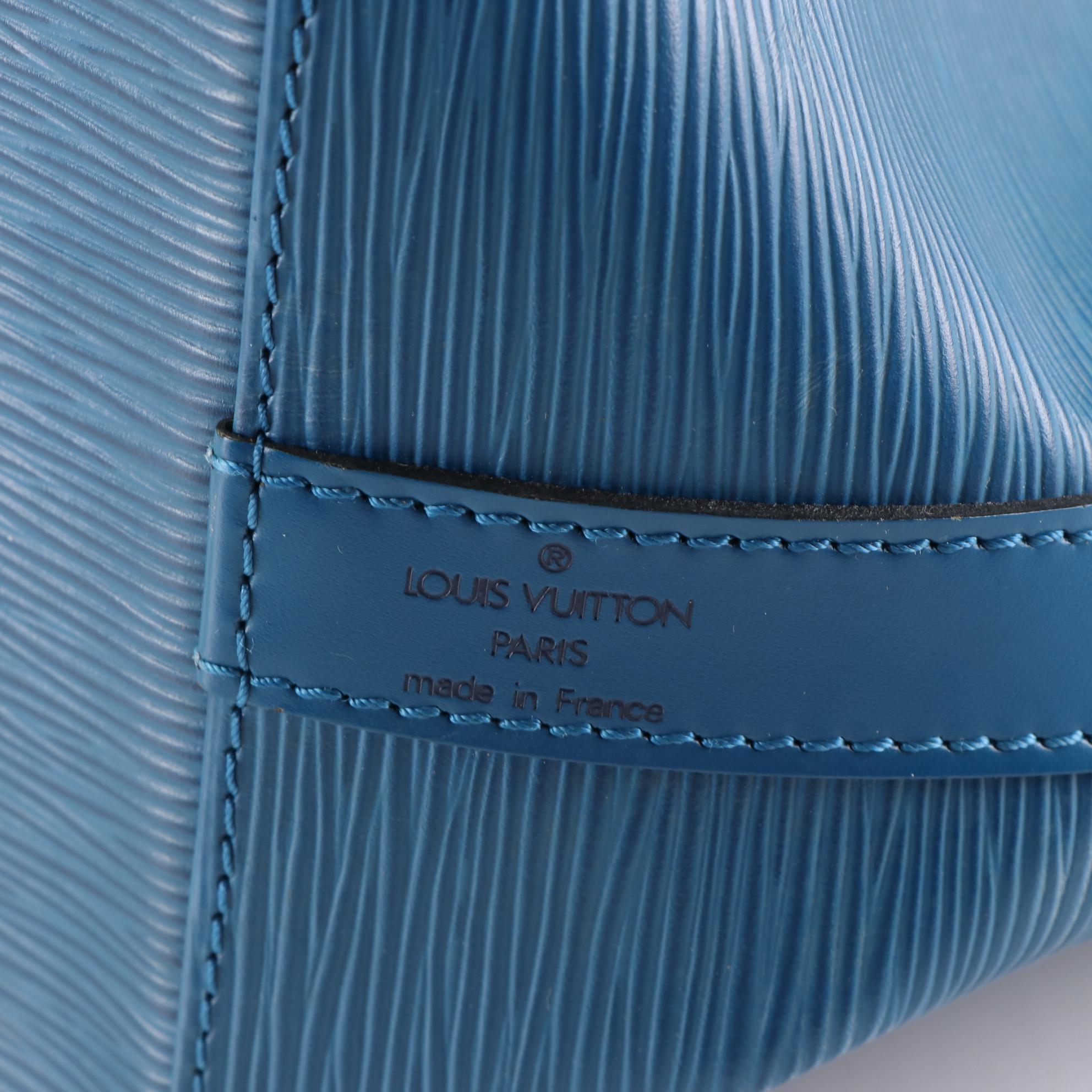 Louis Vuitton Petit Noé Bucket Bag in Toledo Blue Epi and Smooth Leather