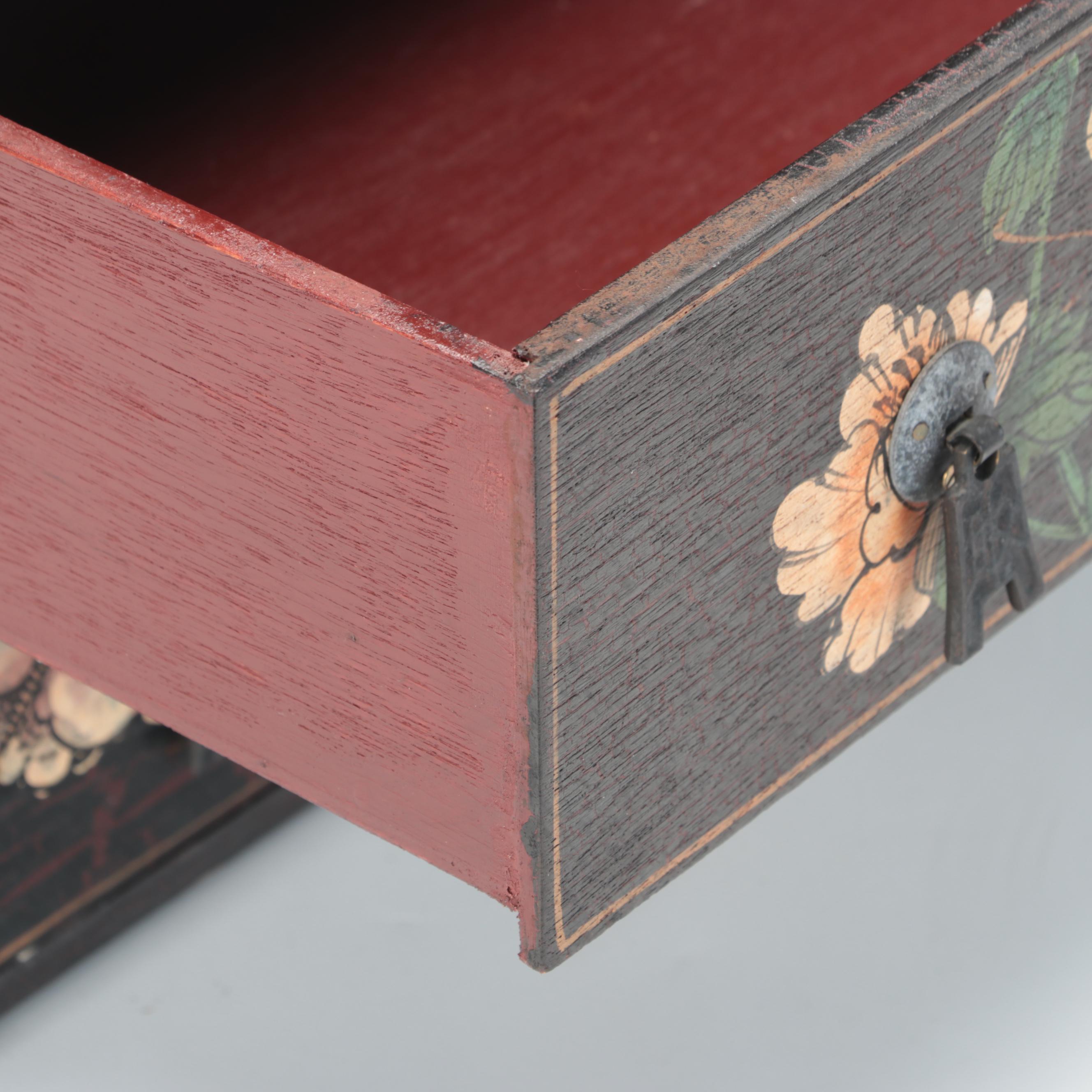 Chinese Hand-Painted Handled Table Top Chest