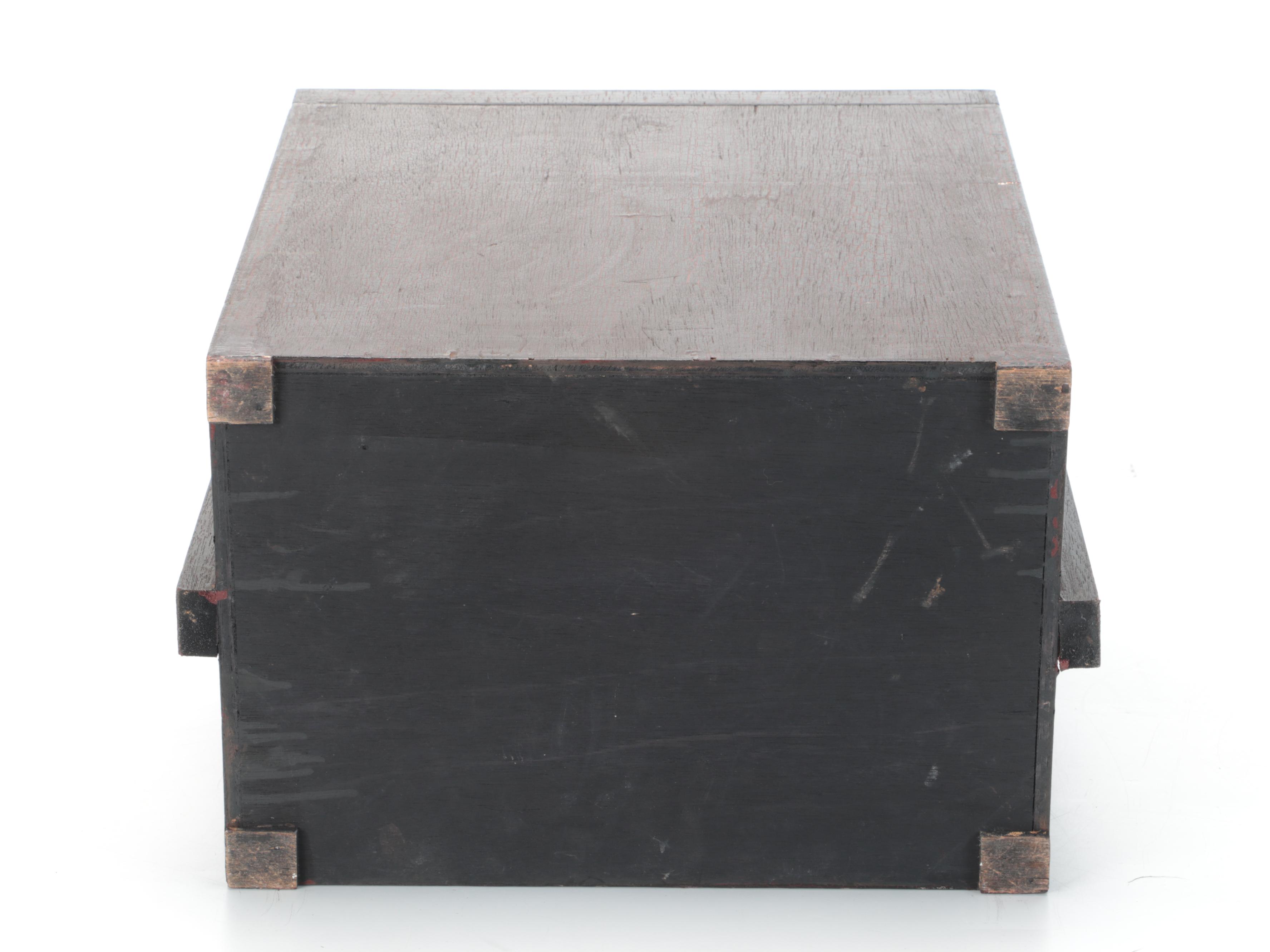 Chinese Hand-Painted Handled Table Top Chest