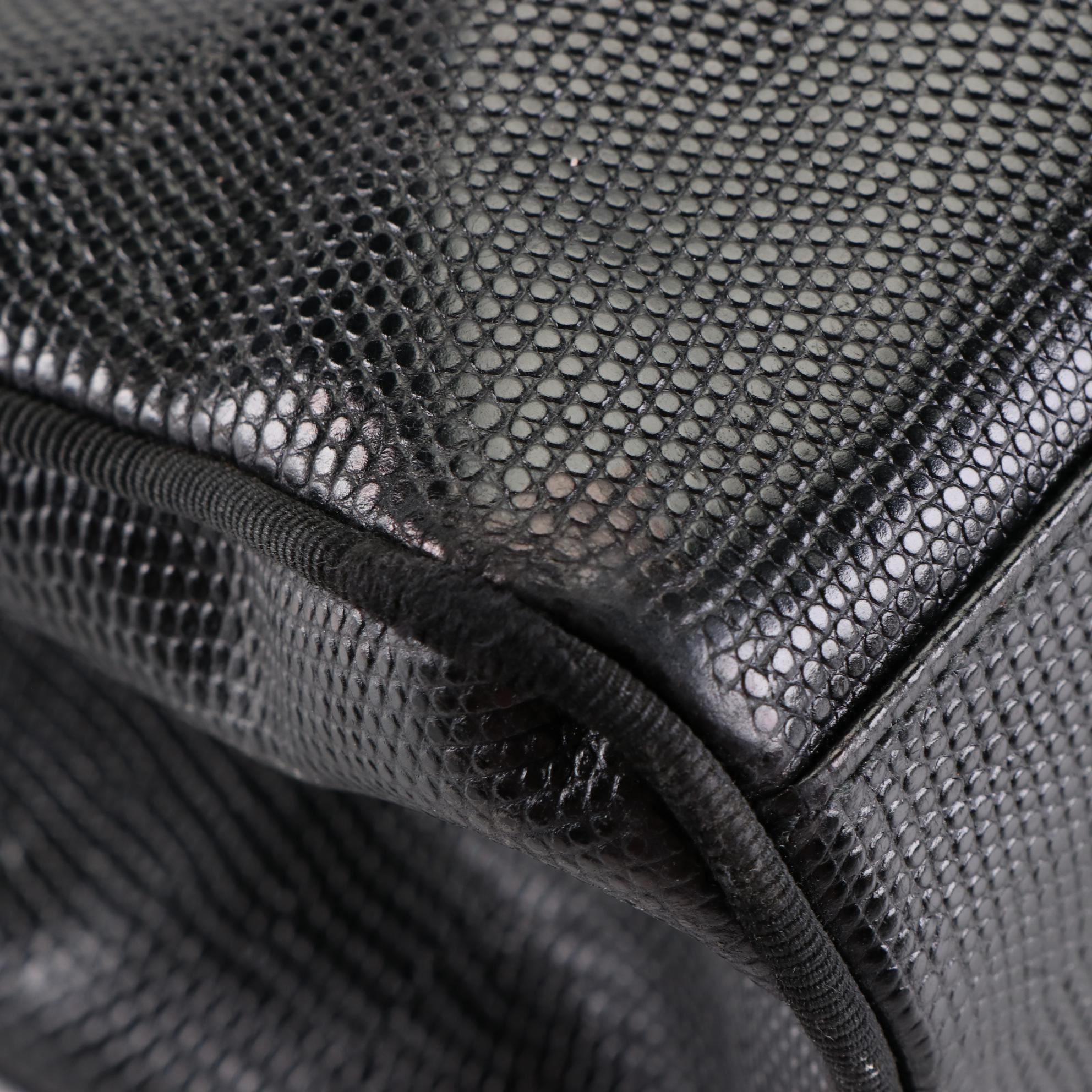 Salvatore Ferragamo Vara Shoulder Tote in Black Lizard Embossed Leather