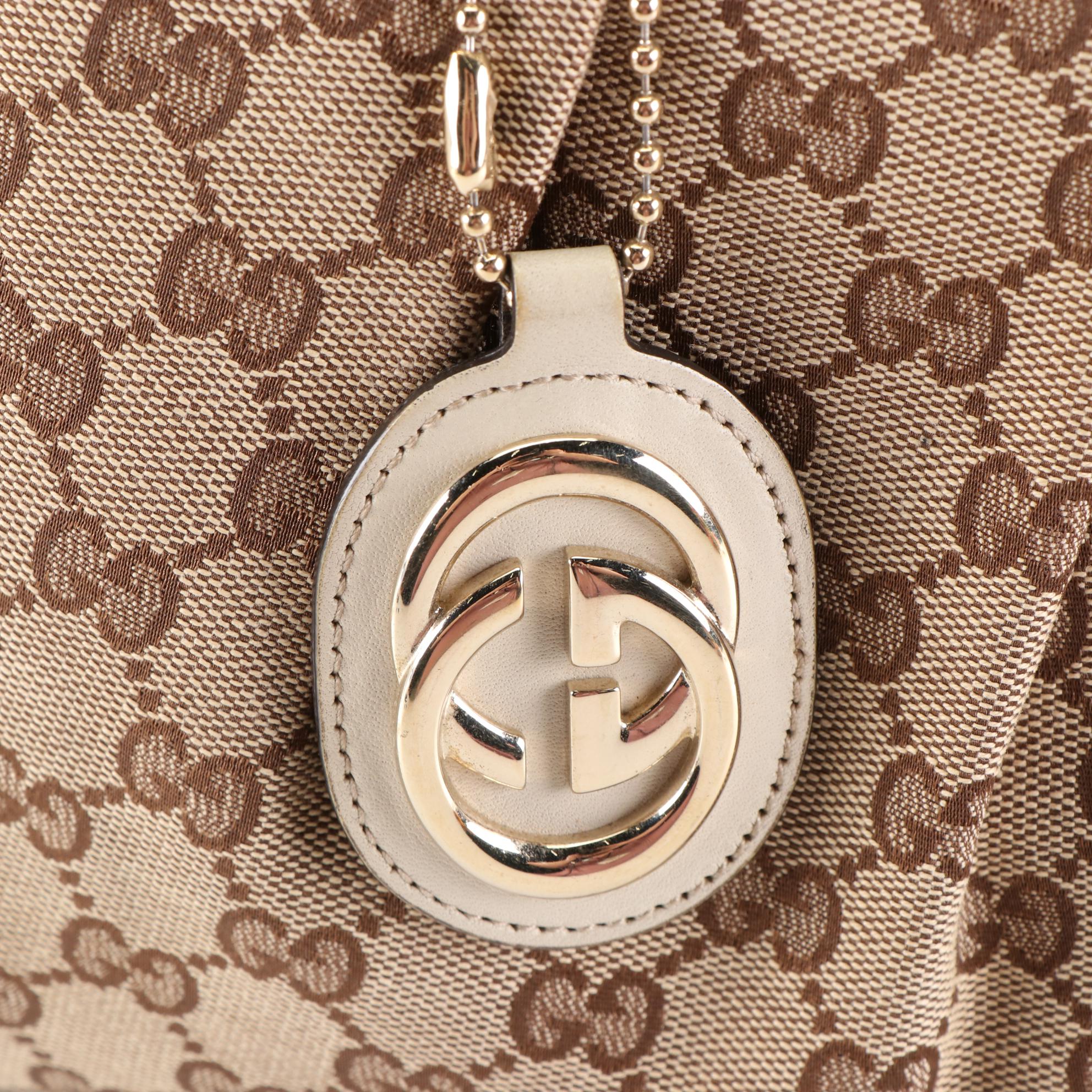 Gucci Sukey Medium Hobo Shoulder Bag in GG Canvas and Leather