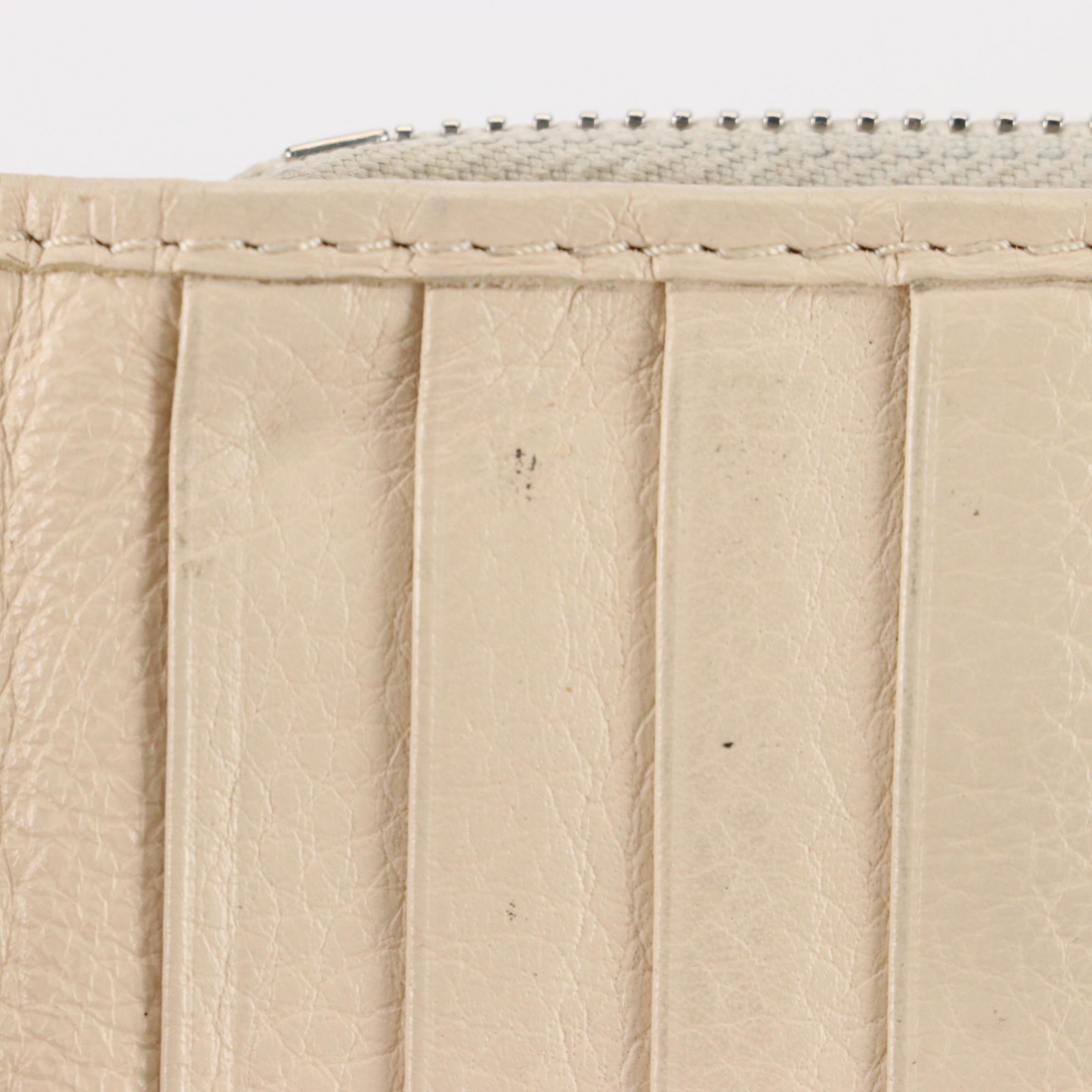 Chloé Paddington Compact Zip Around Wallet in Cream Leather