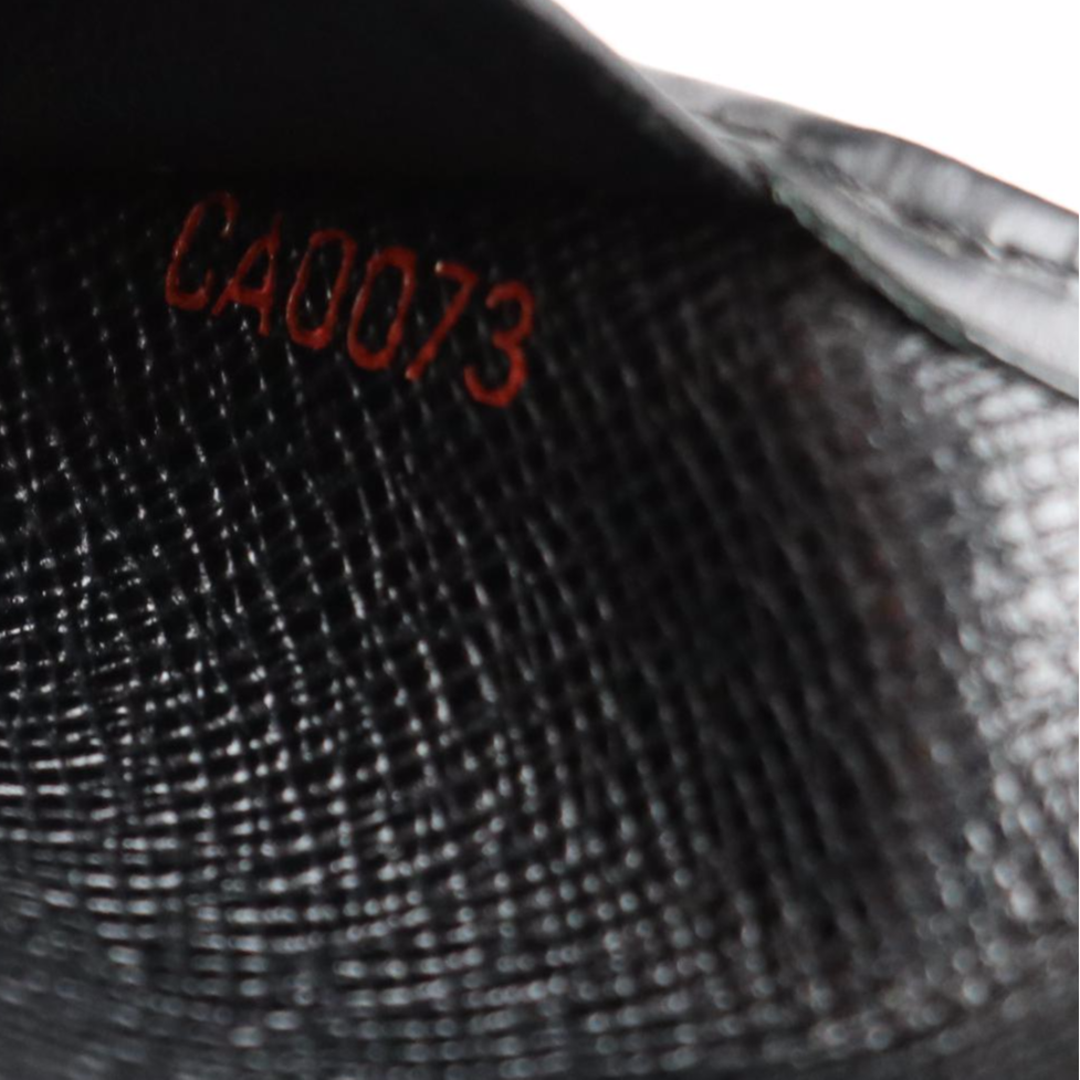 Louis Vuitton Bifold Card Holder in Epi Leather