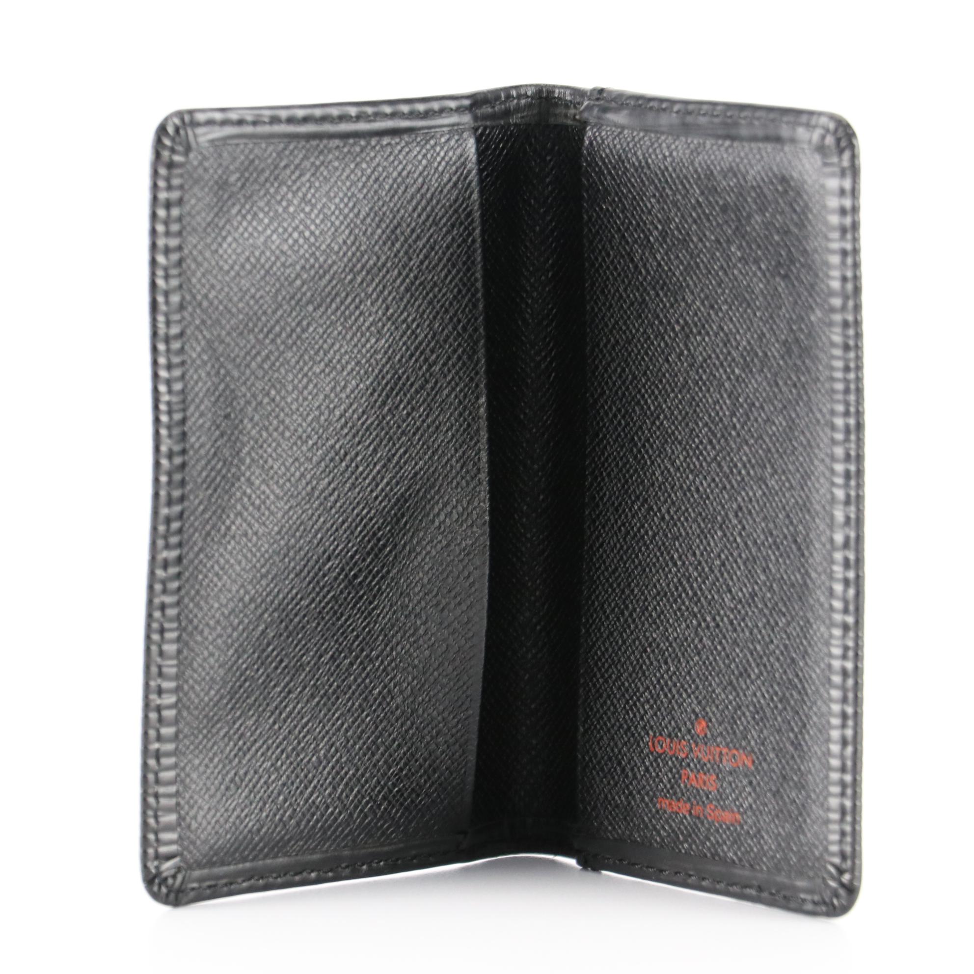 Louis Vuitton Bifold Card Holder in Epi Leather