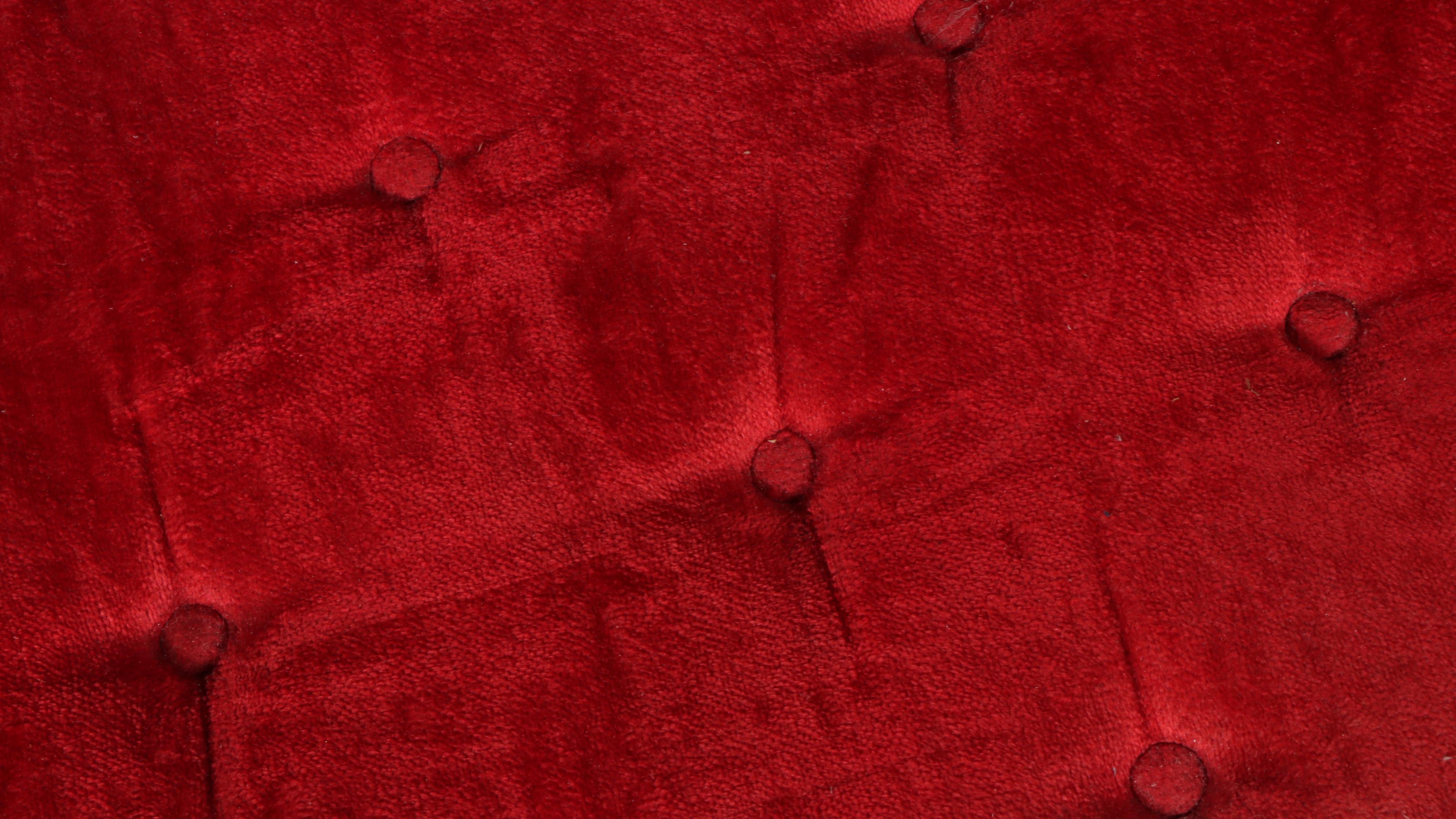 American Late Classical Walnut Parlor Settee, Mid-19th Century