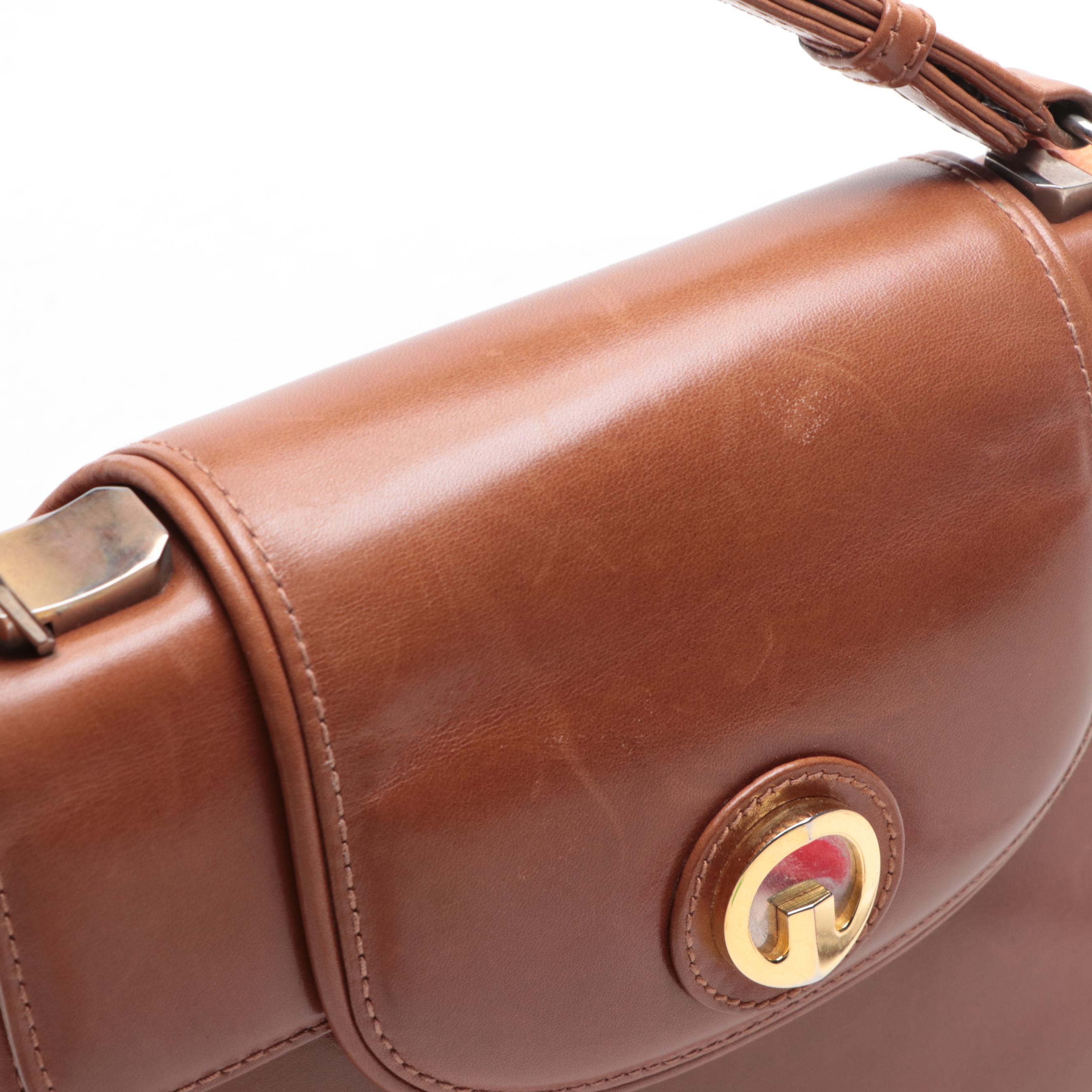 Gucci Flap Front Handbag in Brown Leather