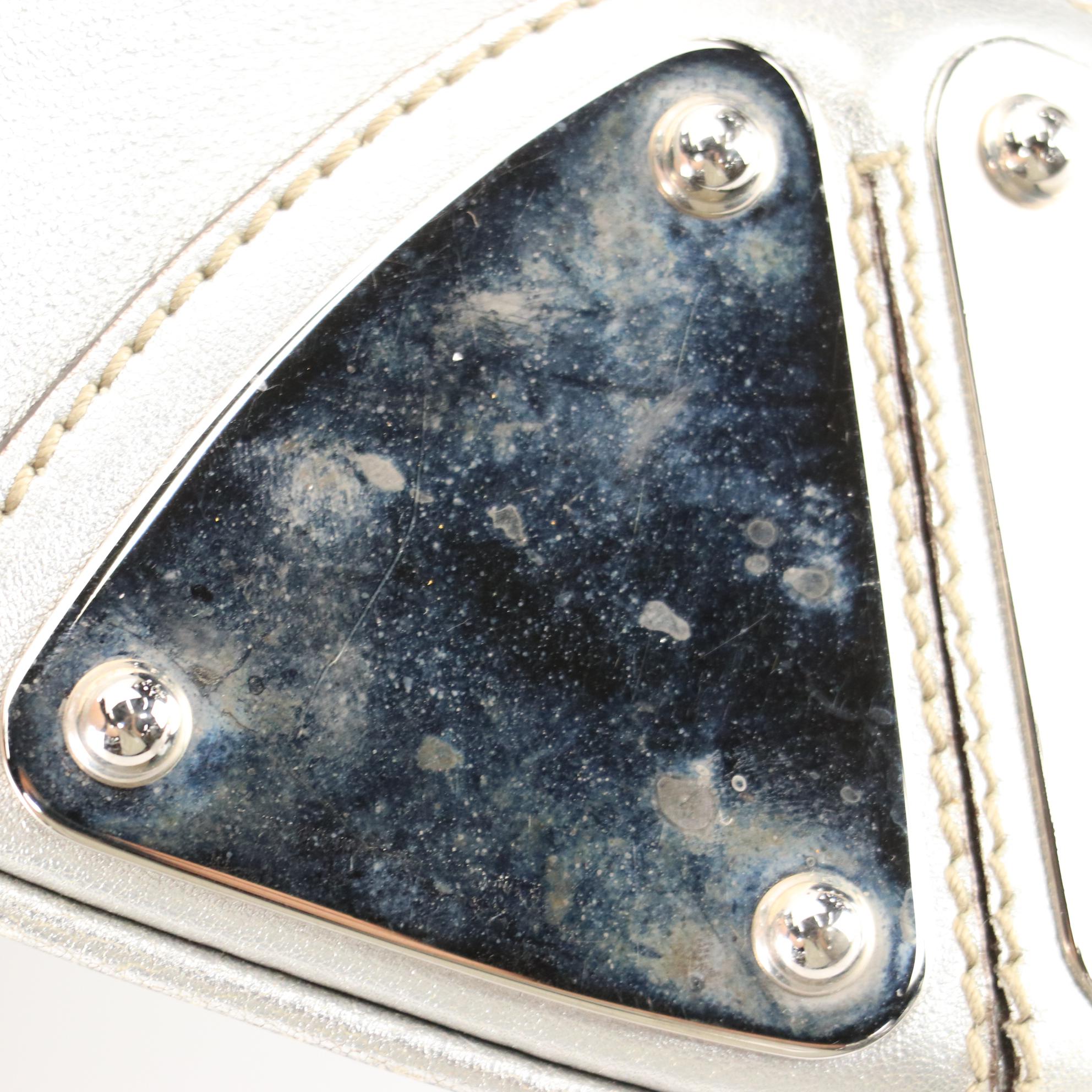 Gucci  Babouska Indy Two-Way Bag in Silver Metallic Leather with Bamboo Tassels