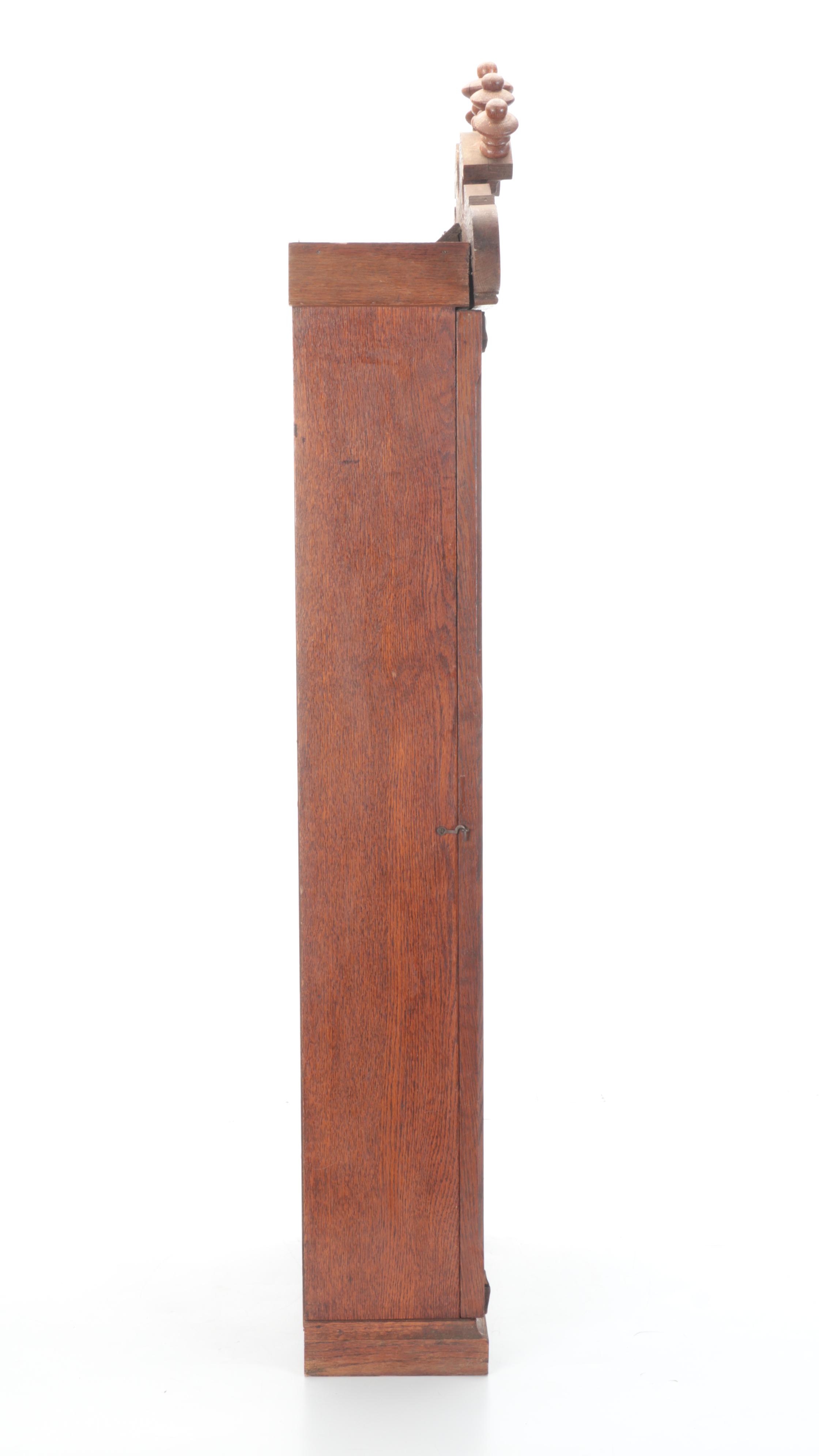 New Haven Clock Co. Eastlake Style Oak Wood Wall Clock, Late 19th Century