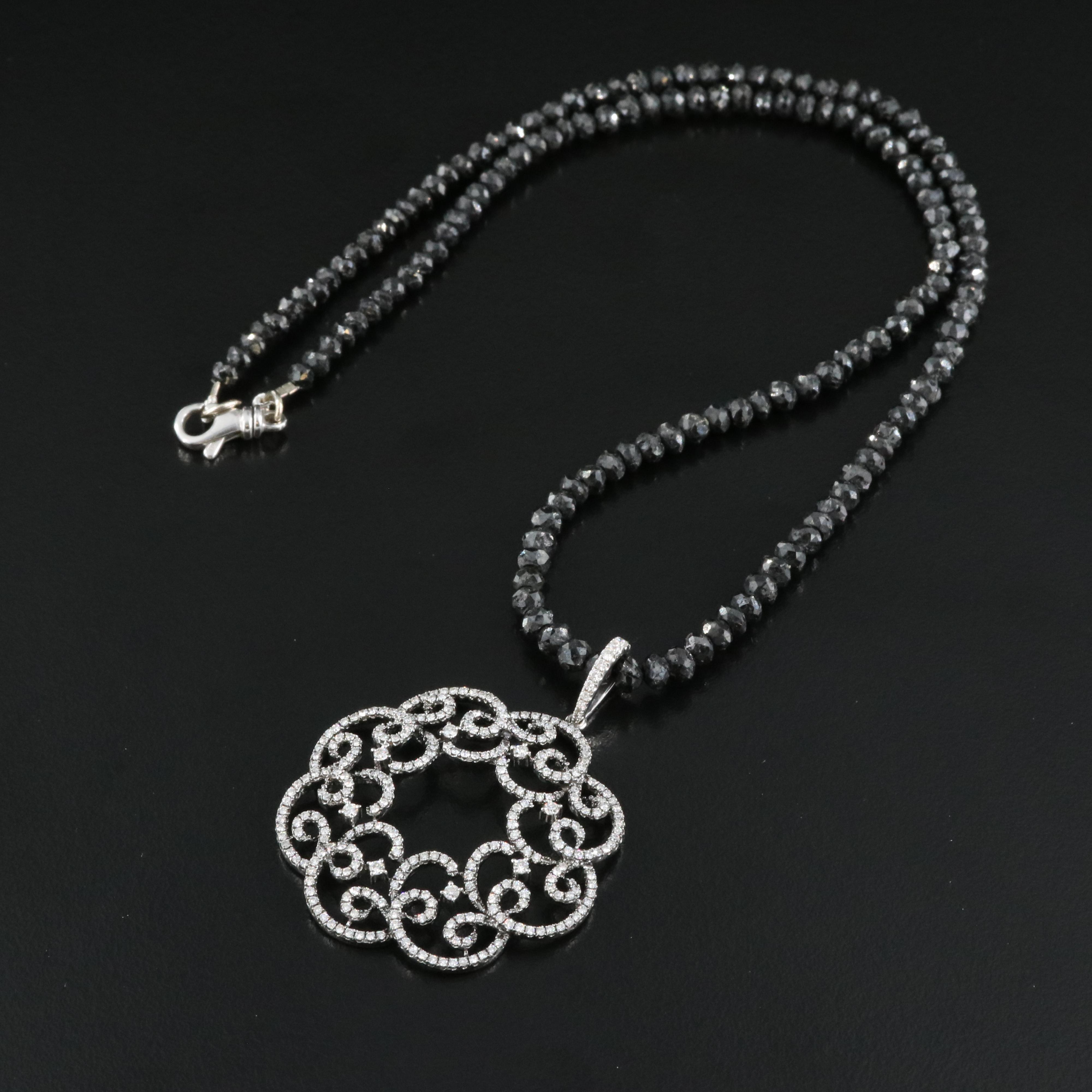 18K 1.10 CTW Diamond Pendant Necklace