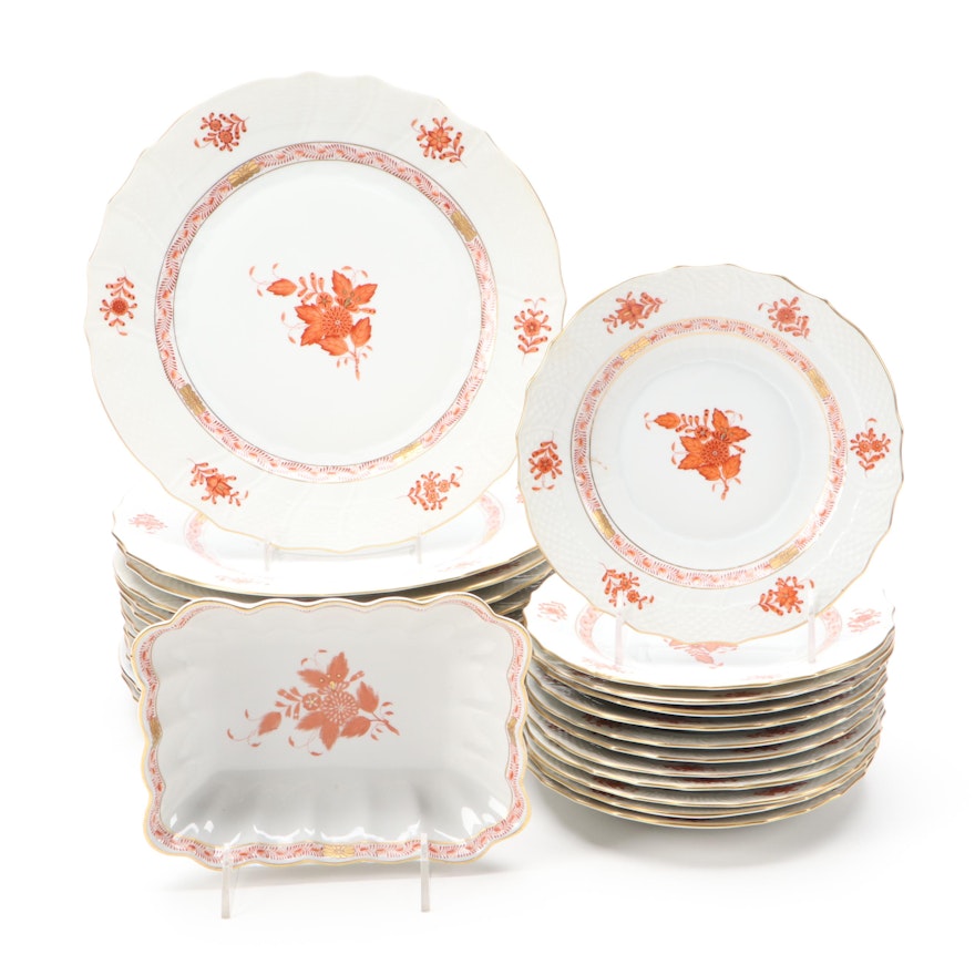 Herend Rust "Chinese Bouquet" Porcelain Dinnerware, 20th Century