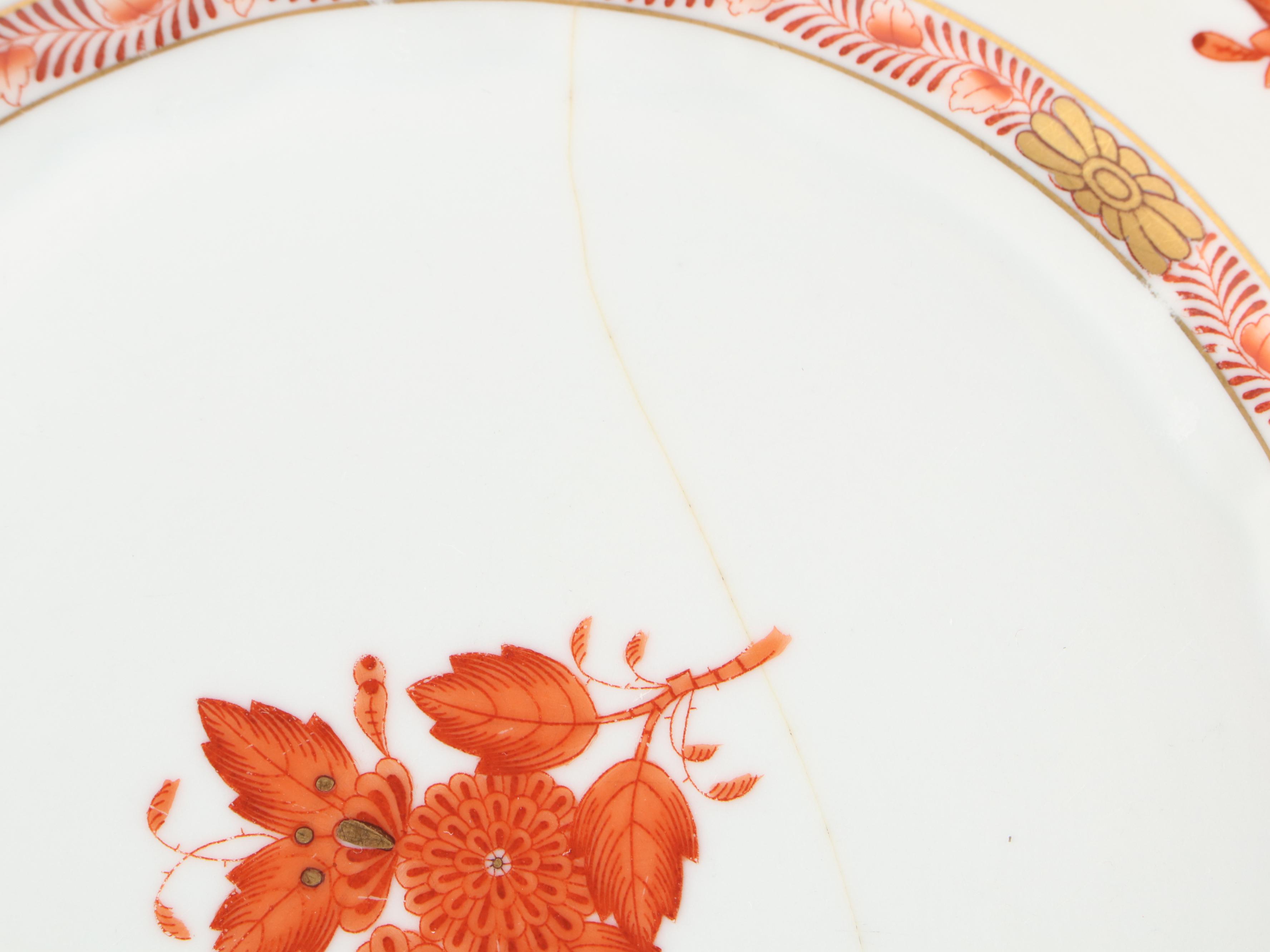 Herend Rust "Chinese Bouquet" Porcelain Dinnerware, 20th Century