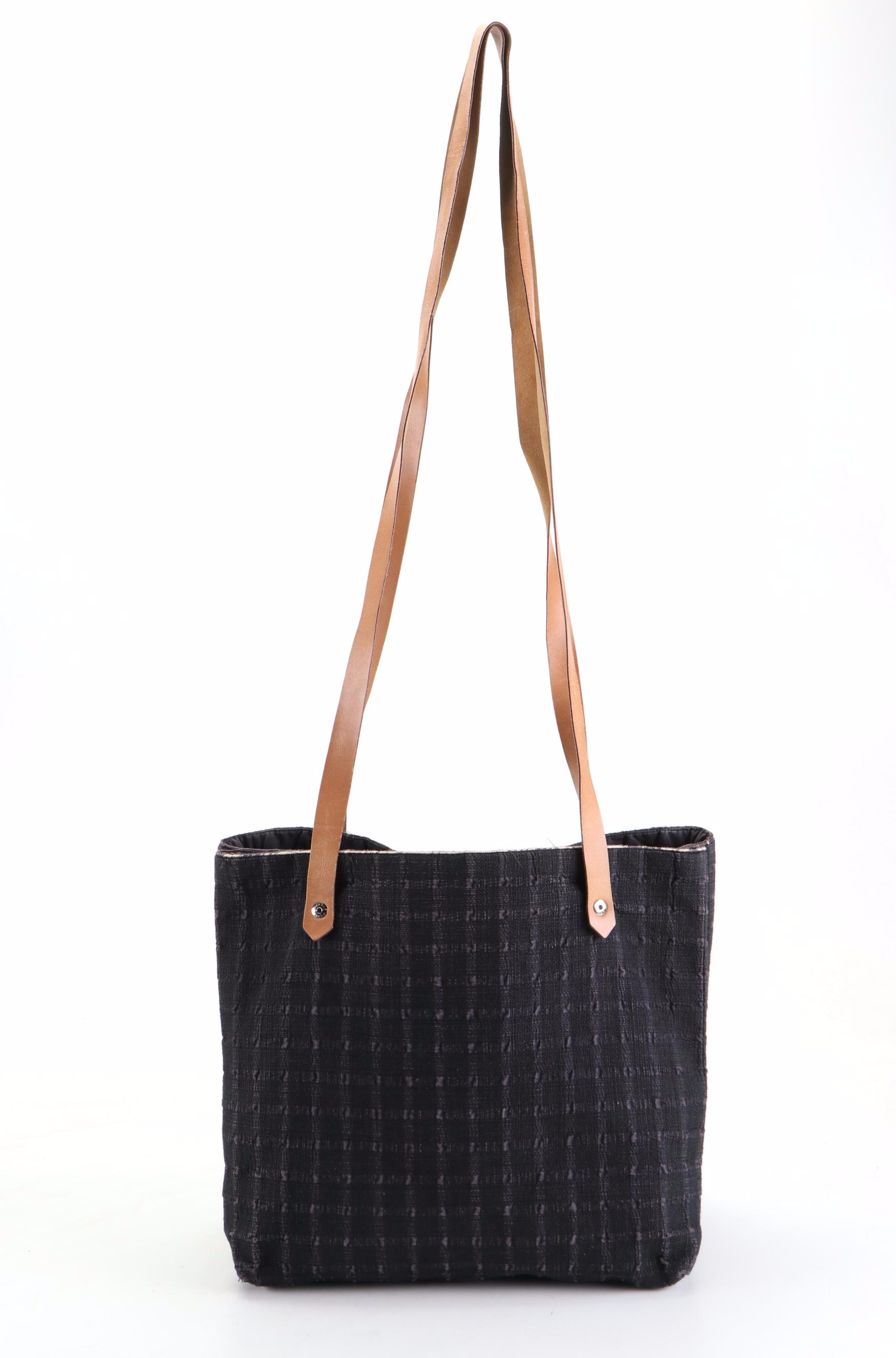 Hermès Amedaba Hippo de Poche Shoulder Bag