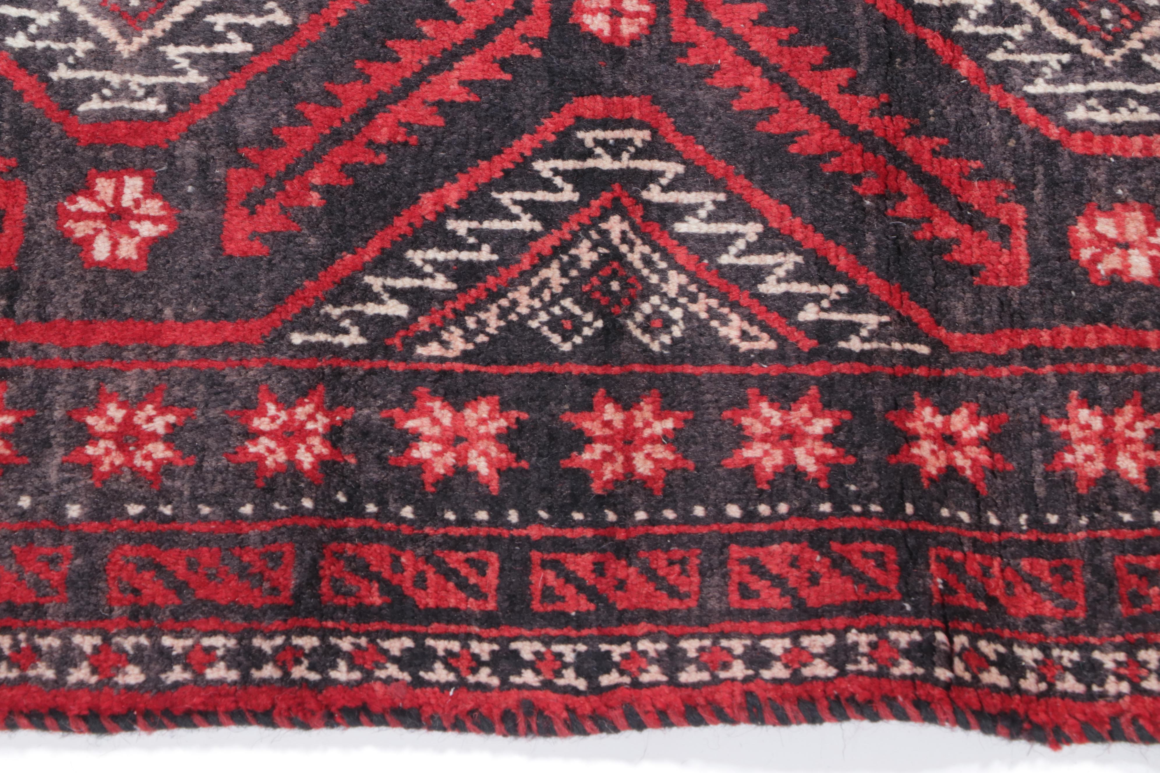 2'7 x 6'4 Hand-Knotted Persian Baluch Area Rug