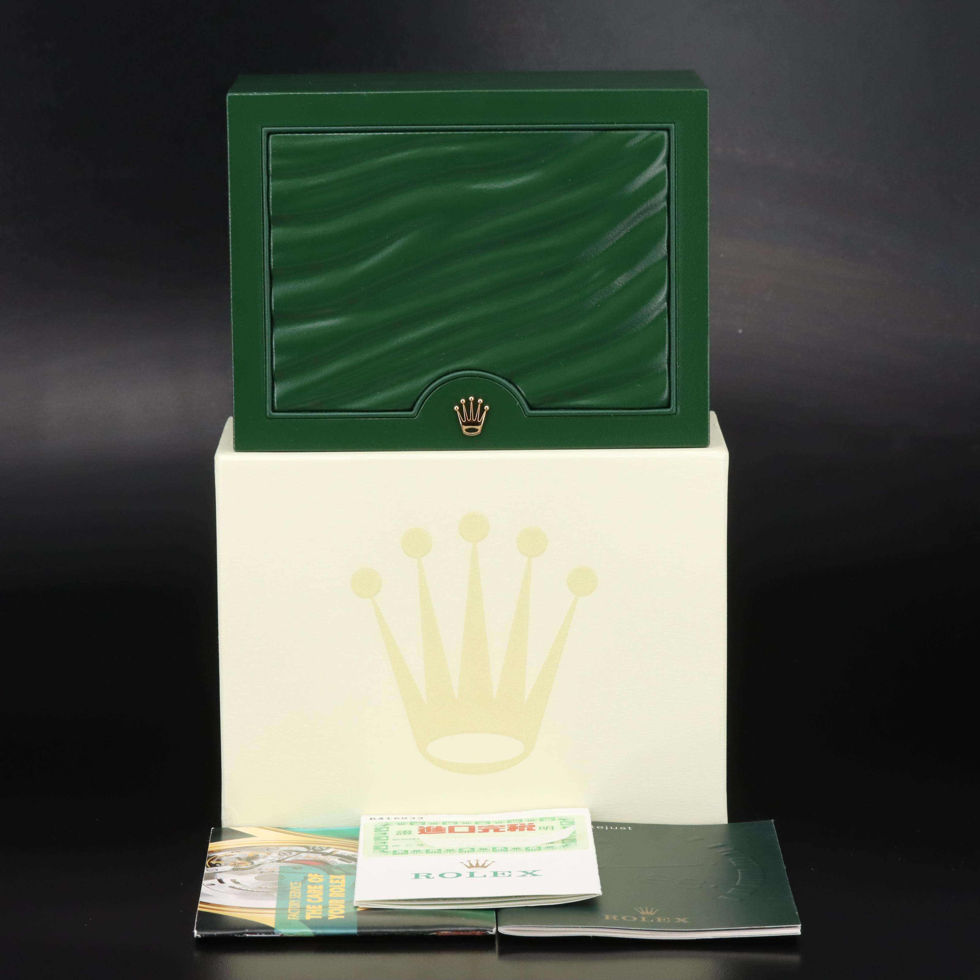 2001 Rolex Oyster Perpetual Date Watch