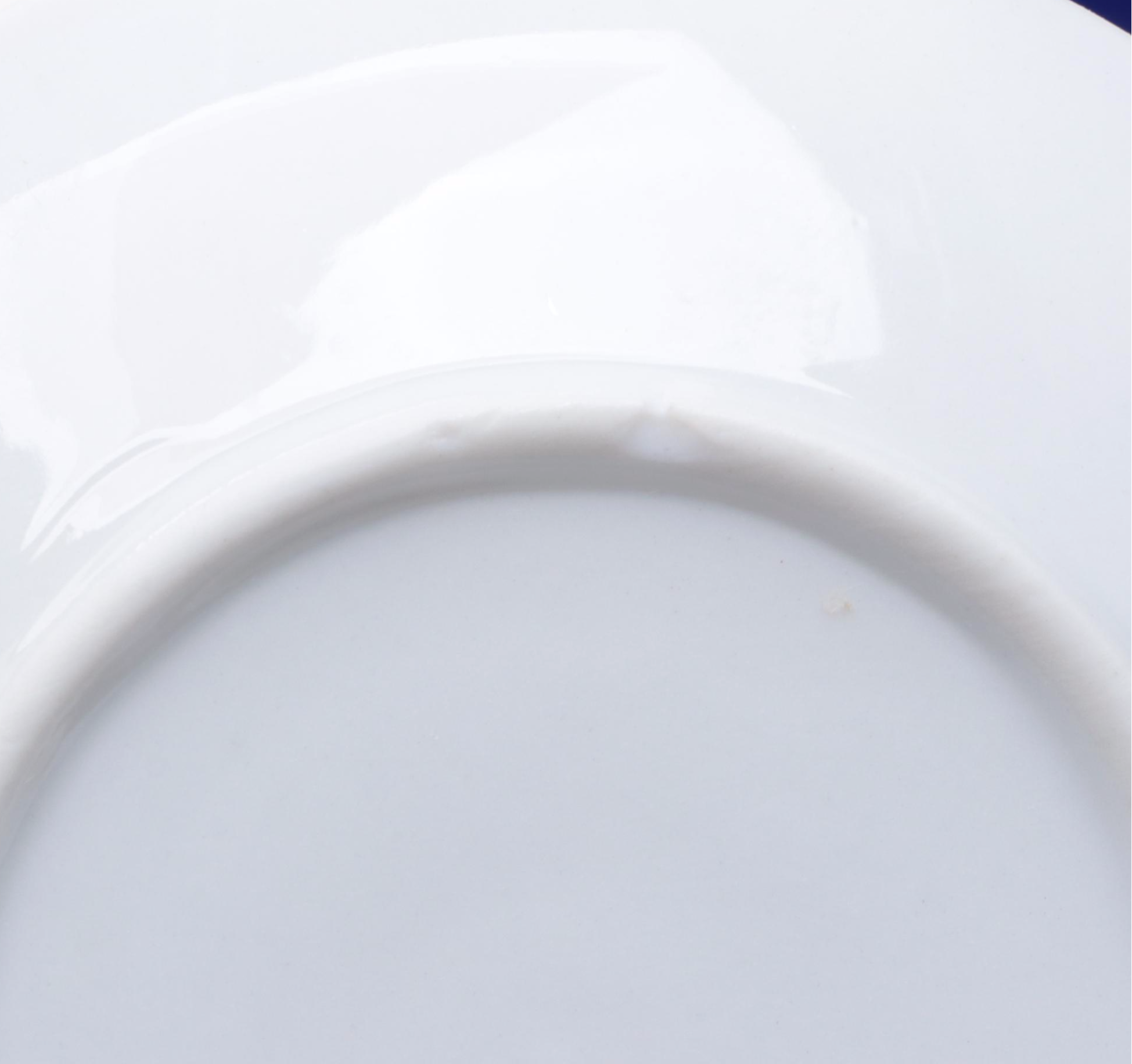 Furnivals "Old Chelsea" Earthenware Tureen with Blue and White Tableware