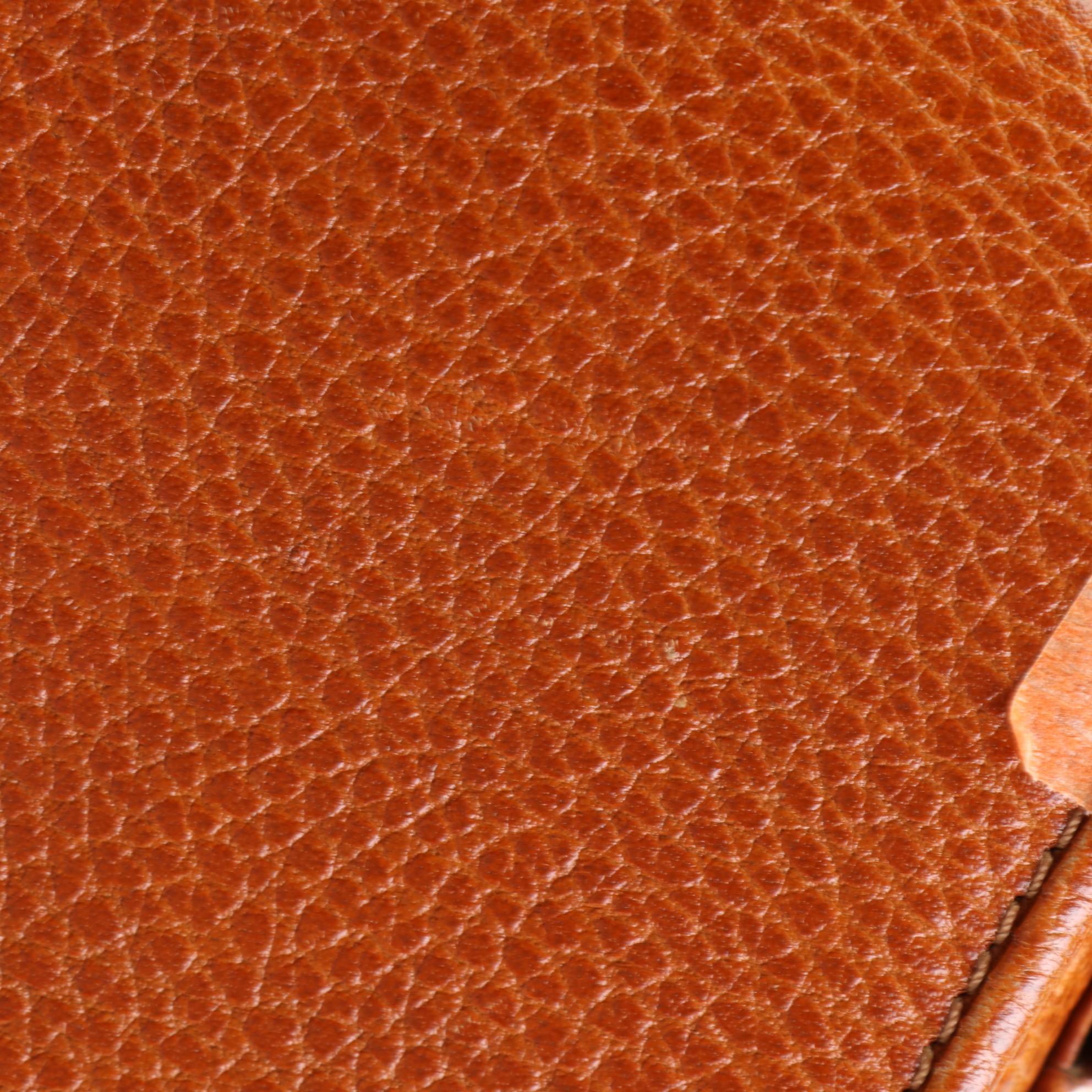 Must de Cartier Flap Shoulder Bag in Grain Leather