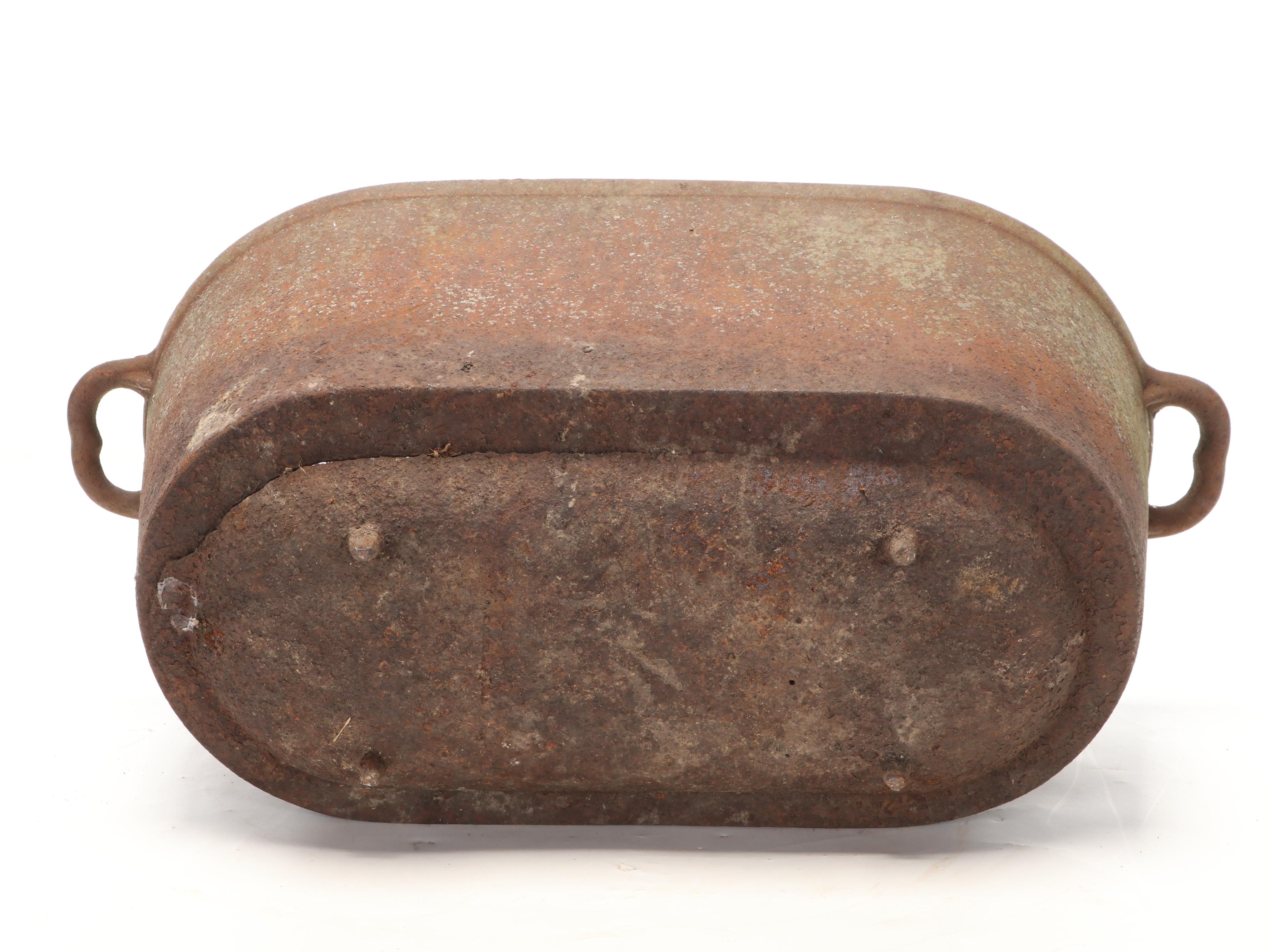 Cast Iron Boiler Tub with with Footed Cauldrons