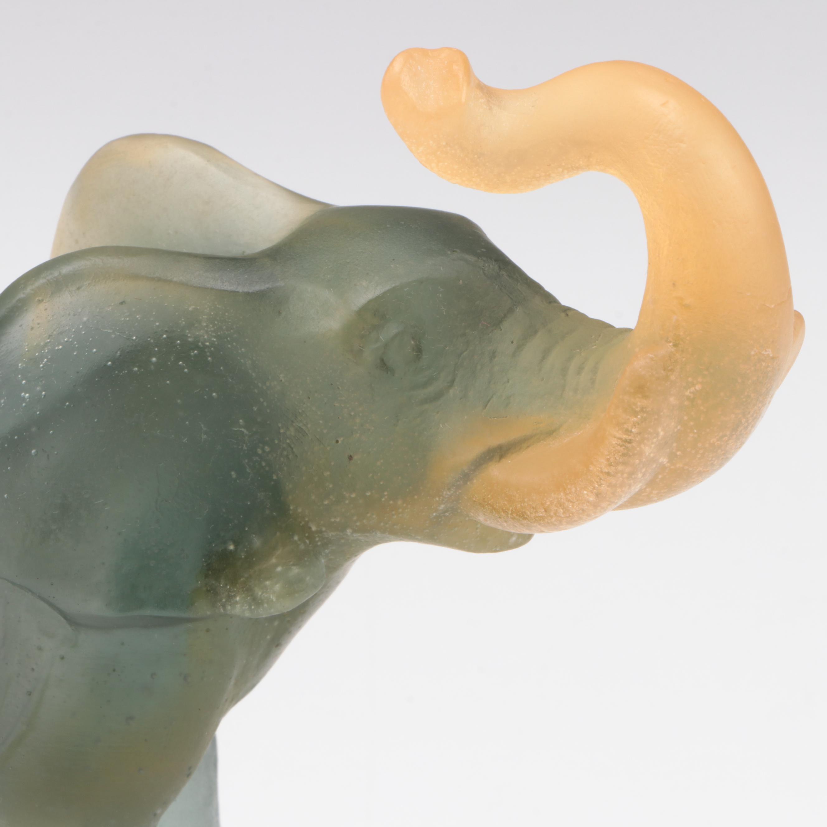 Daum Pâte de Verre Glass Elephant Figure with Box